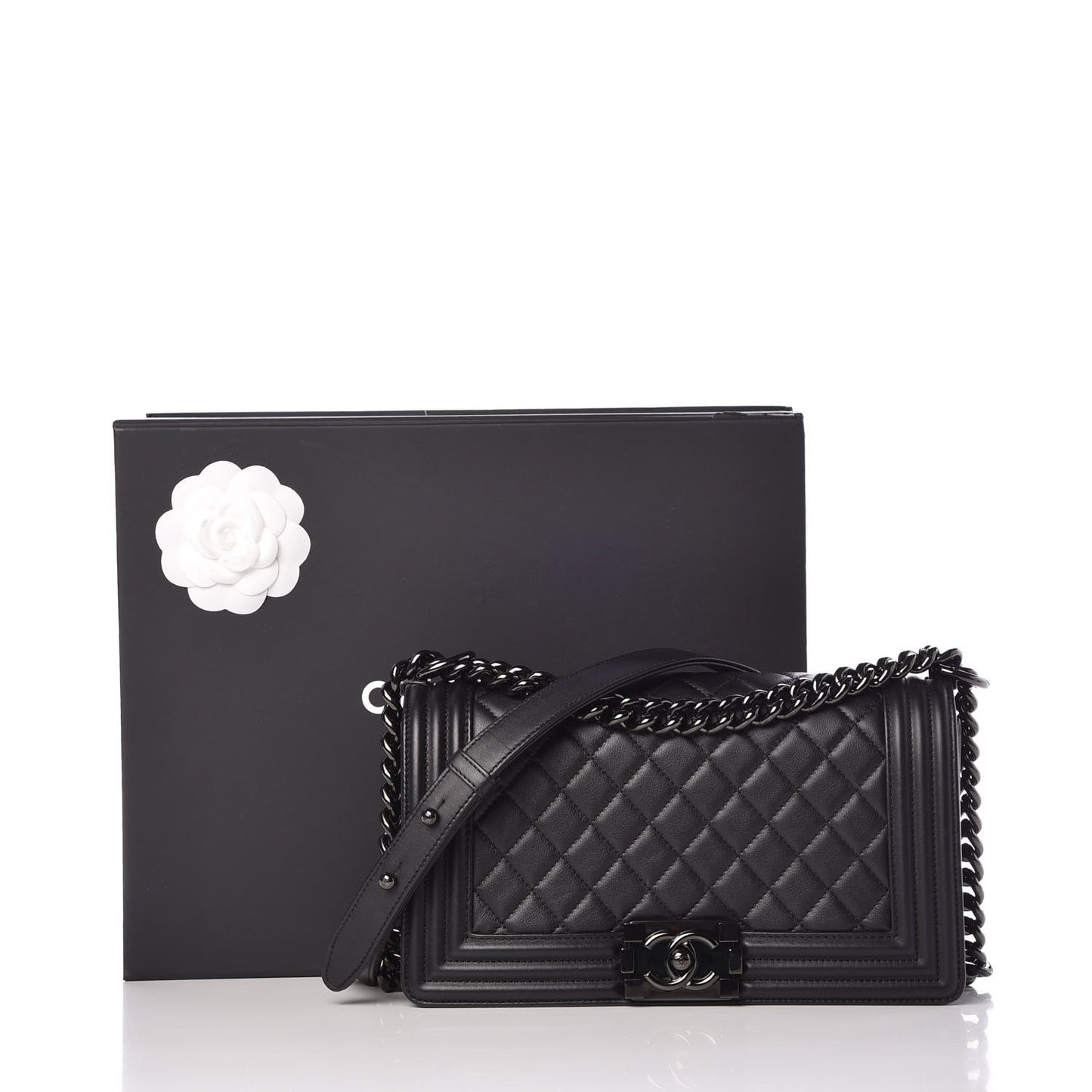 Calfskin Quilted Medium Boy Flap So Black