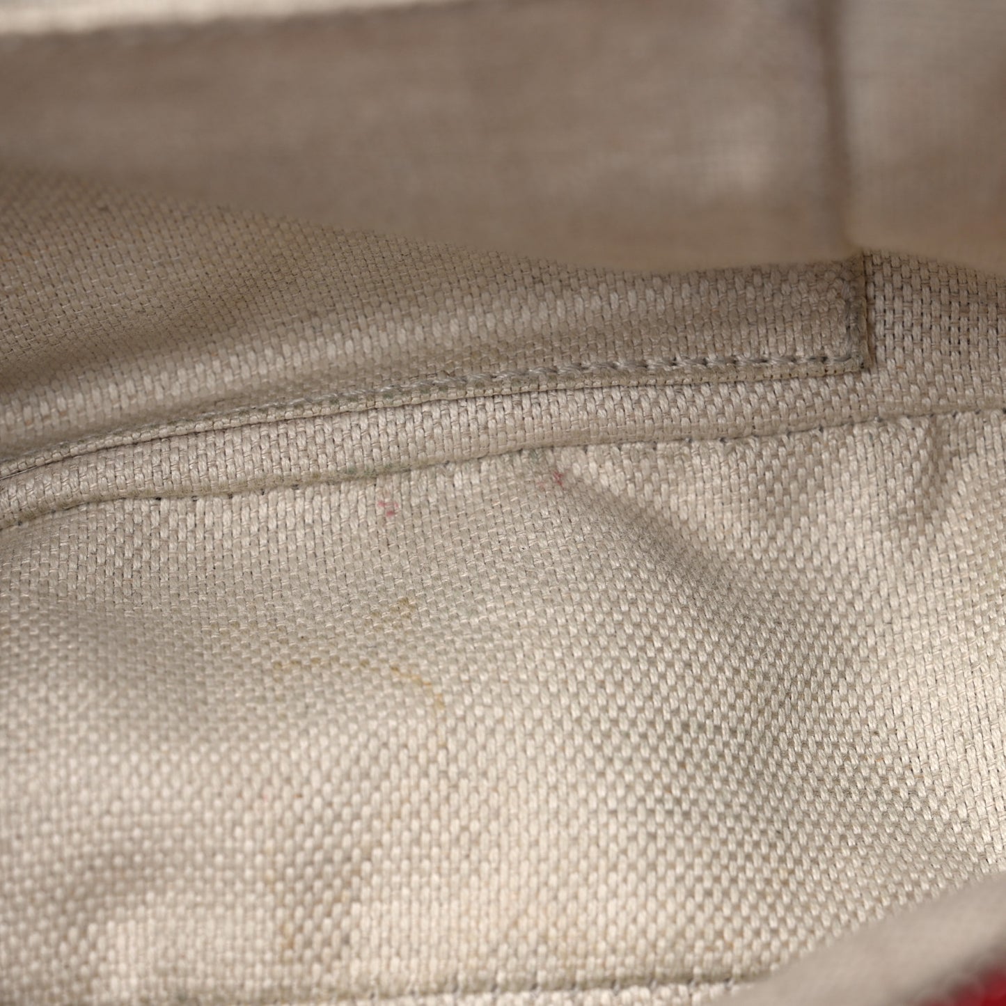 Pebbled Calfskin Small Soho Disco Bag Tabasco Red