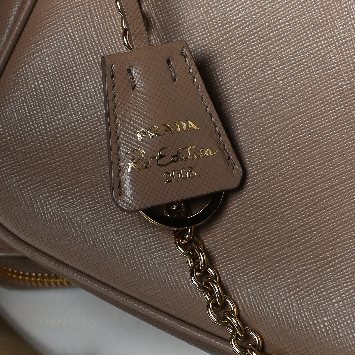 Prada Saffiano Re-Edition 2005 Shoulder Bag Cammeo Beige 10 of 18