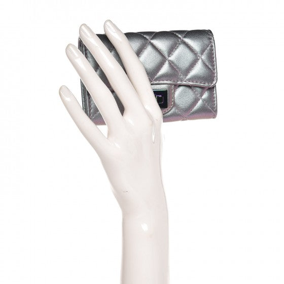 Iridescent Lambskin Quilted Reissue Flap Card Holder Light Purple