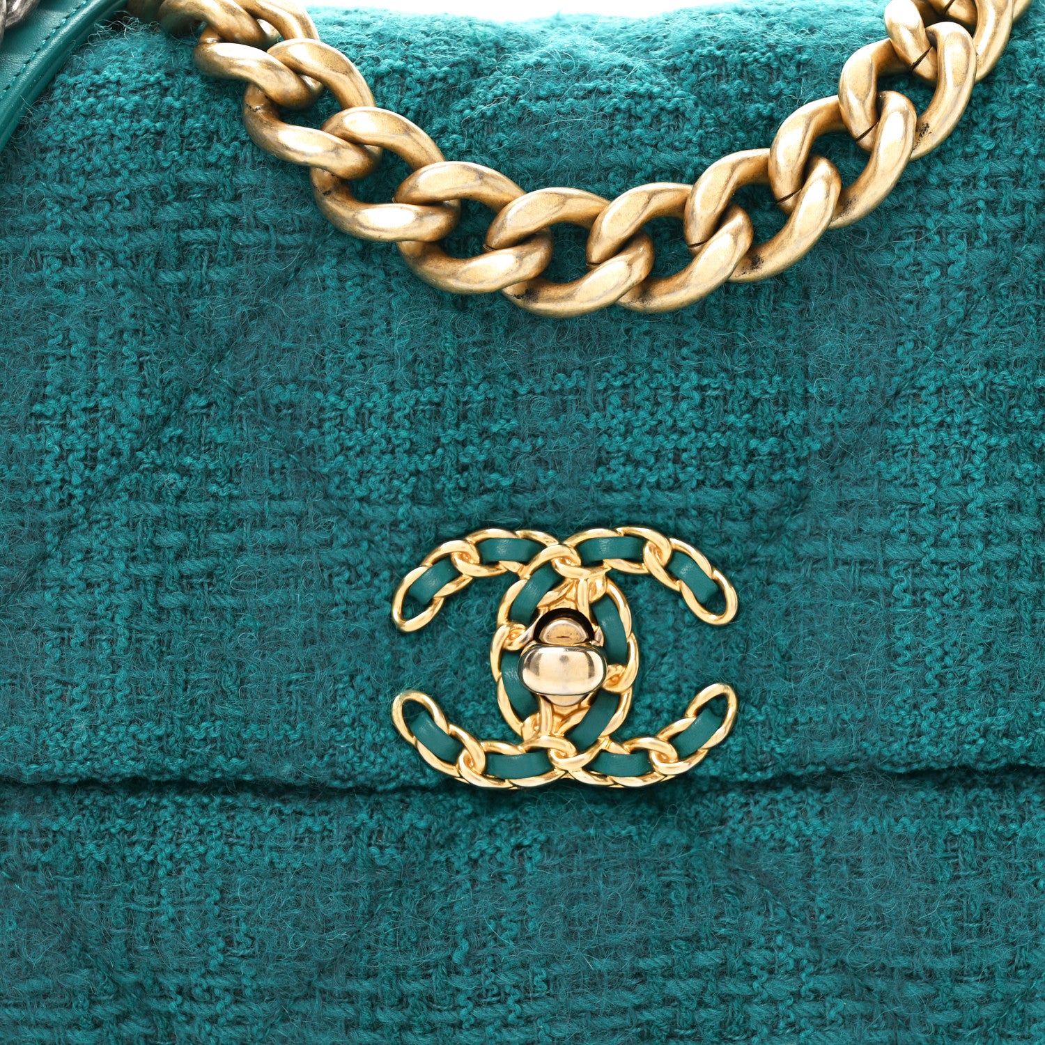 Chanel Tweed Quilted Medium Chanel 19 Flap Green 8 of 11