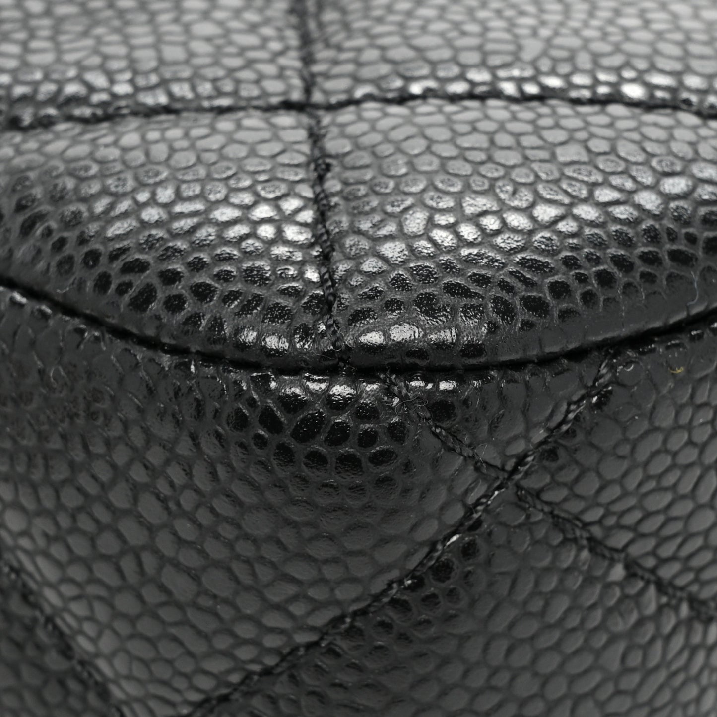 Caviar Quilted Small Chain Flap Black