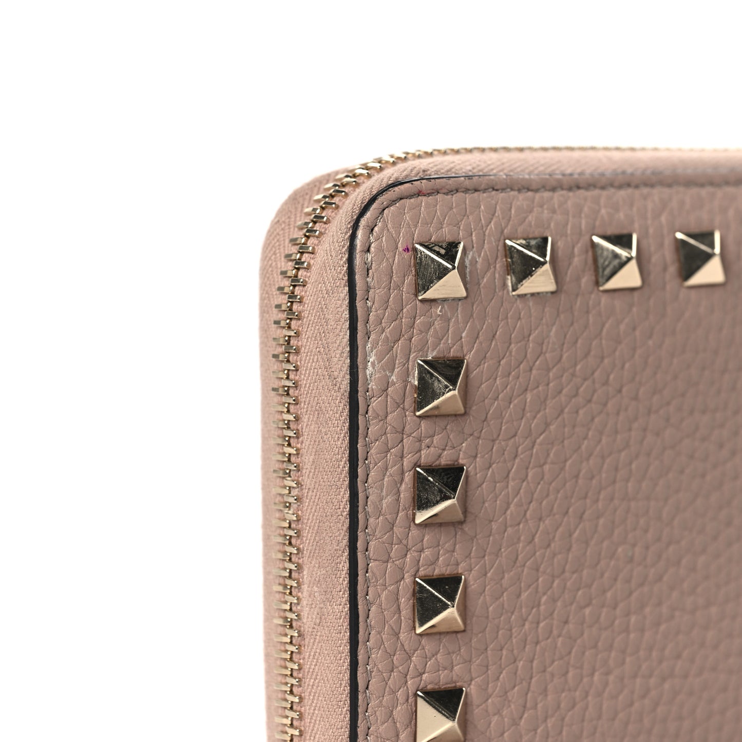Pebbled Calfskin Rockstud Zip Around Wallet Poudre