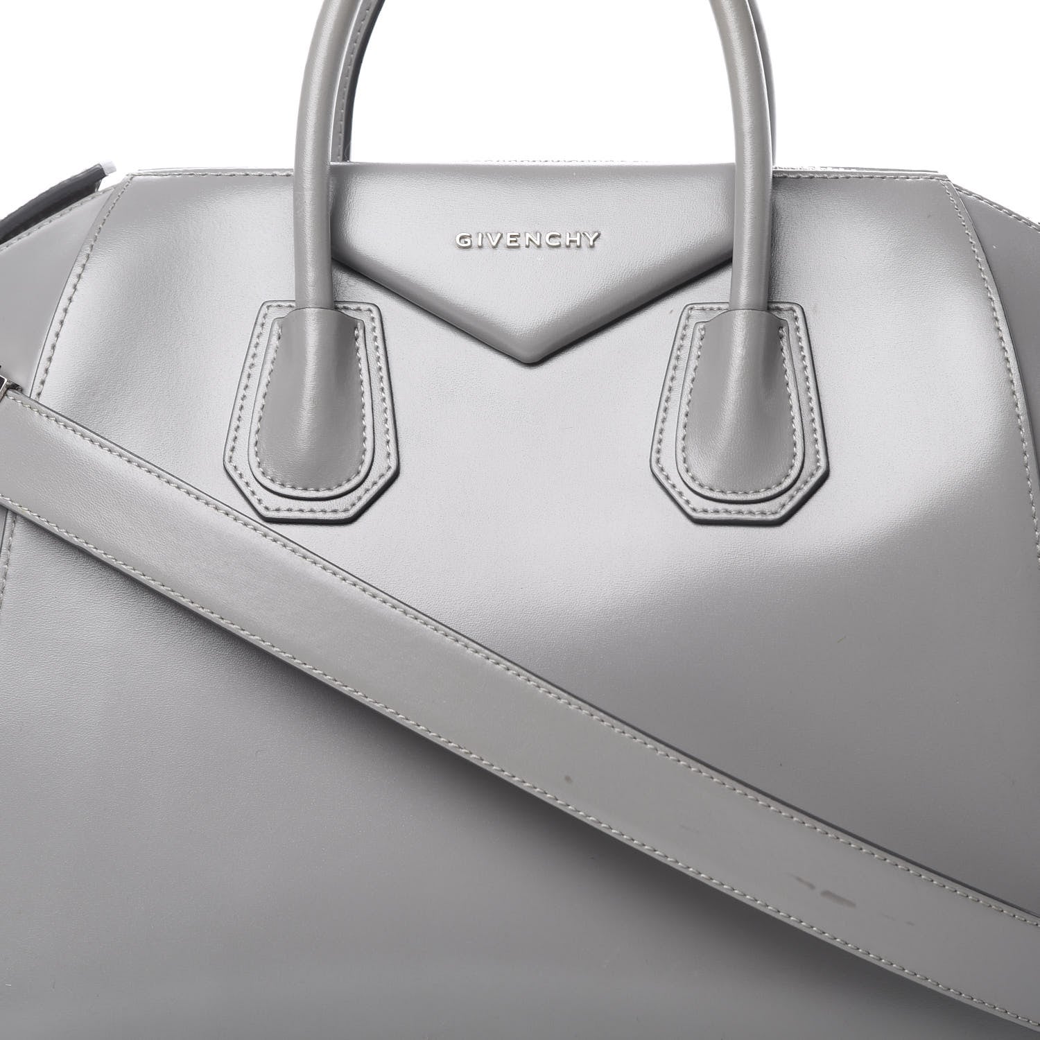 Givenchy Shiny Lord Calfskin Medium Antigona Pearl Grey 9 of 18