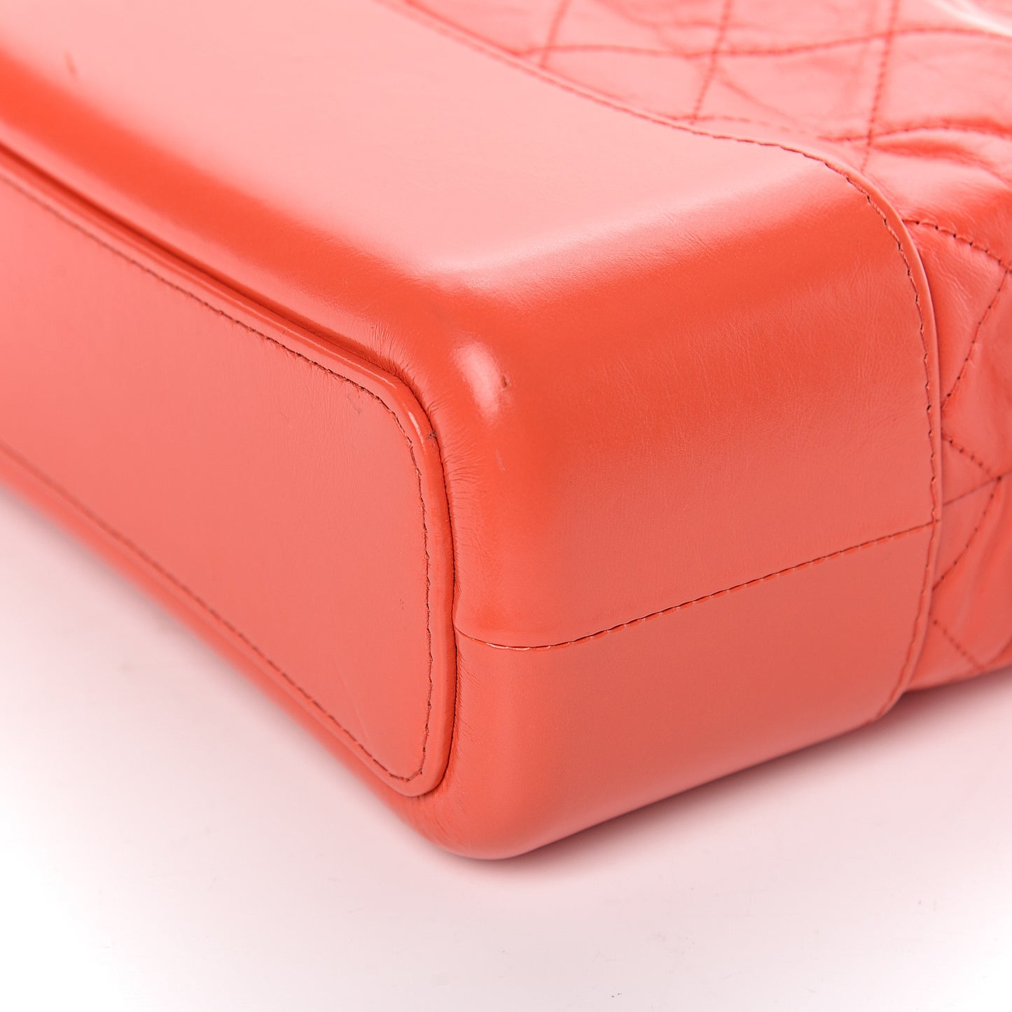 Aged Calfskin Quilted Medium Gabrielle Hobo Red