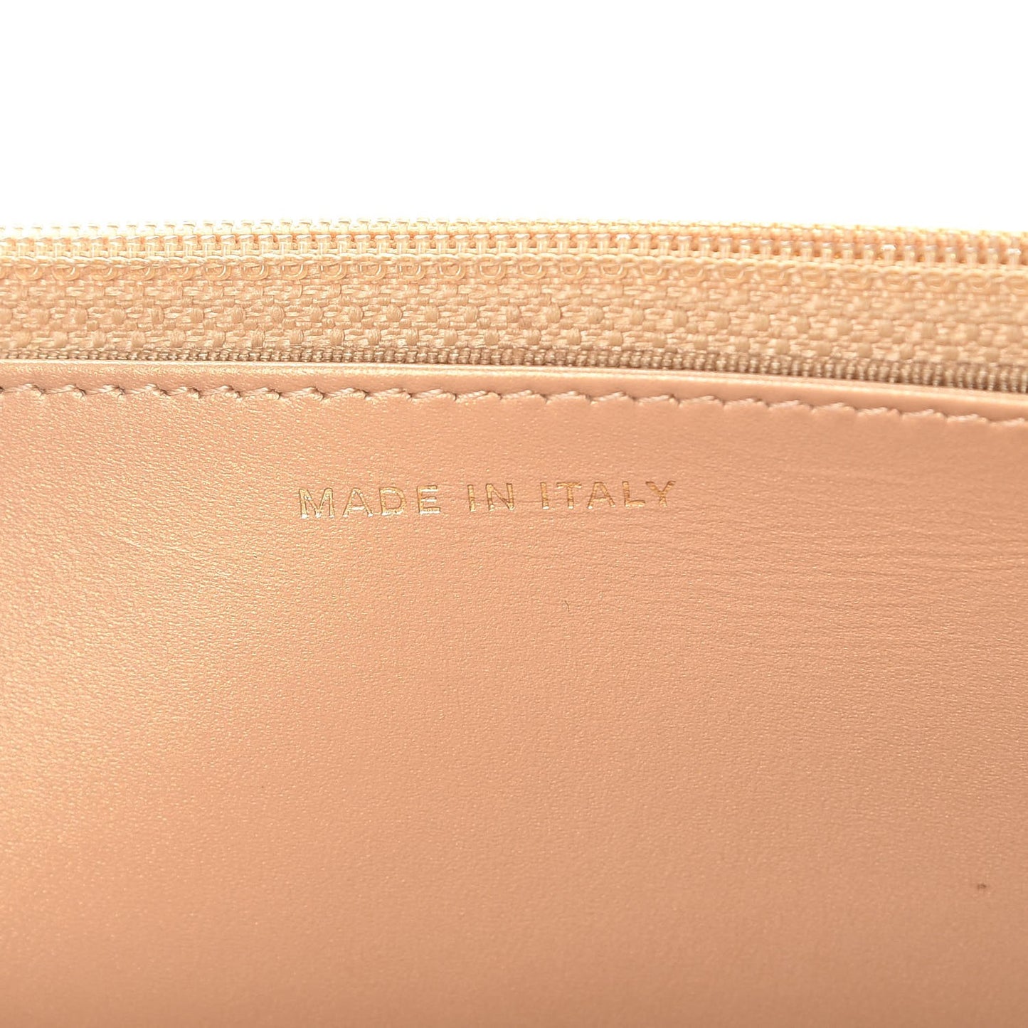 Pearly Caviar Quilted Wallet On Chain WOC Gold