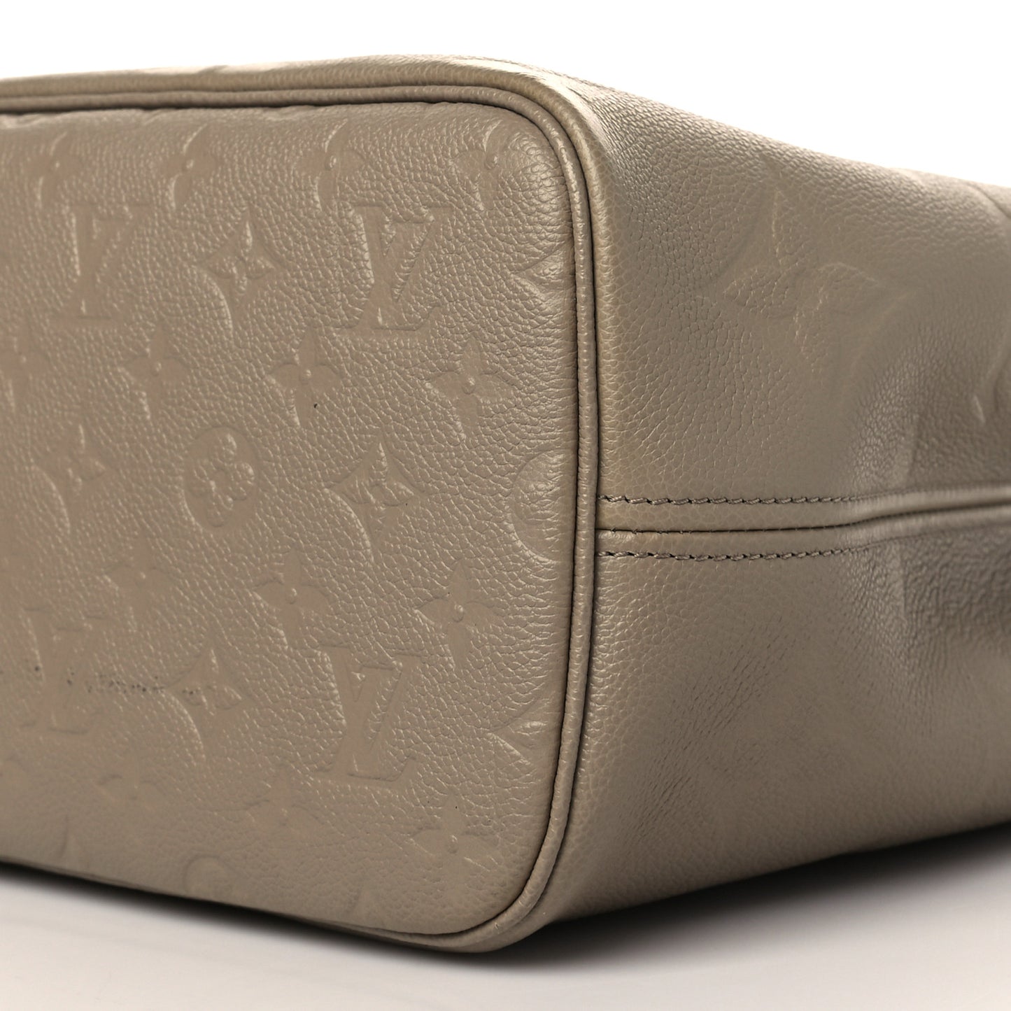 Empreinte Monogram Giant Neverfull MM Tourterelle