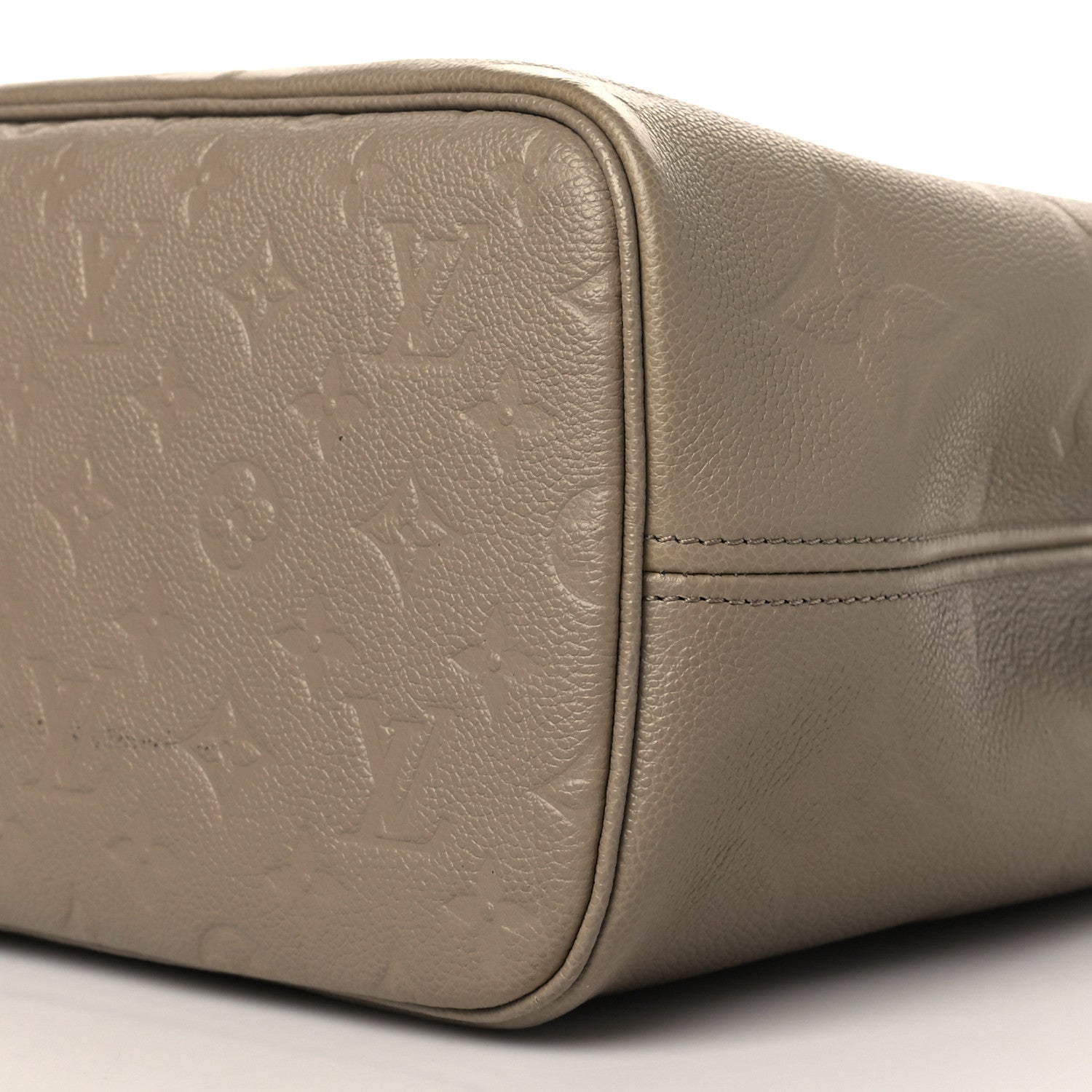 Louis Vuitton Empreinte Monogram Giant Neverfull MM Tourterelle 10 of 10