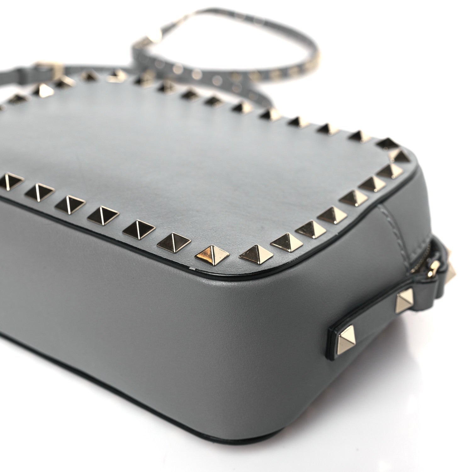Valentino Garavani Vitello Rockstud Camera Crossbody Bag Light Stone 8 of 9