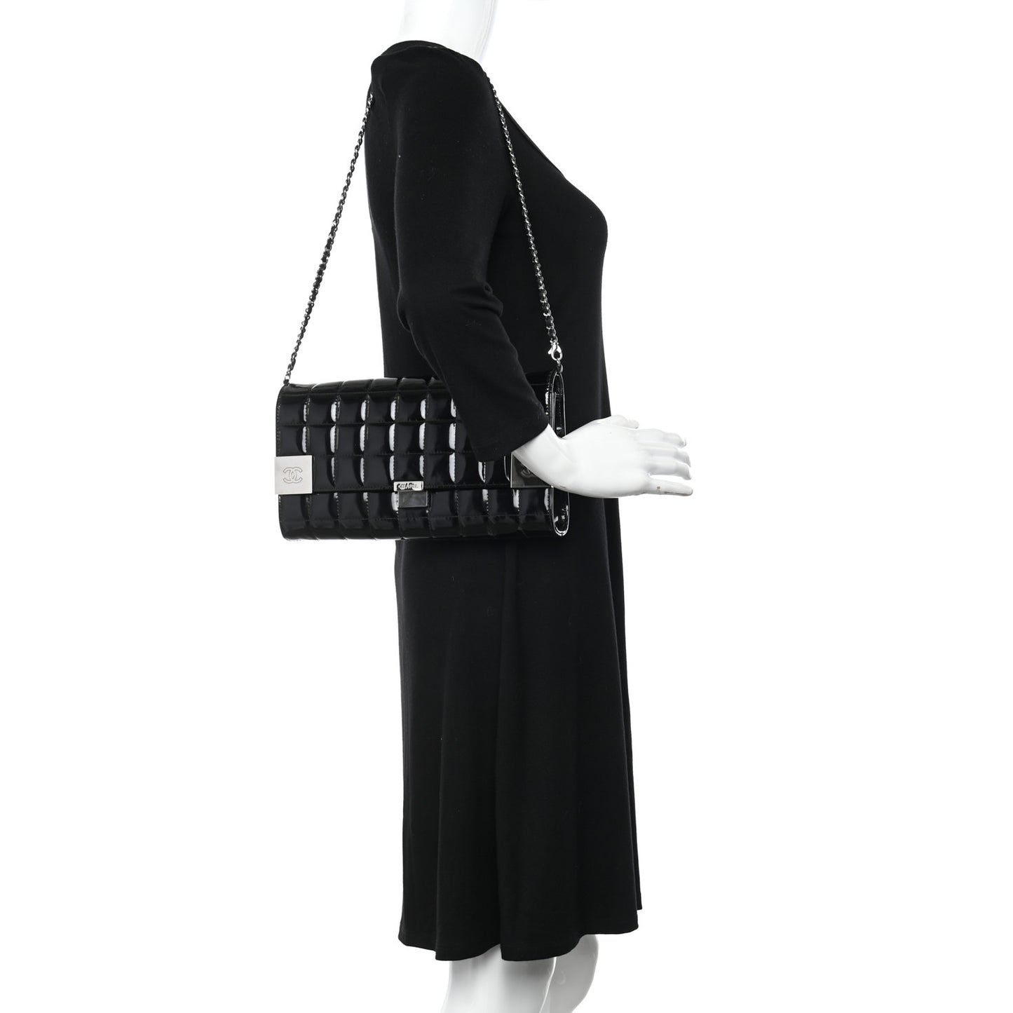 Patent Chocolate Bar Chain Clutch Black
