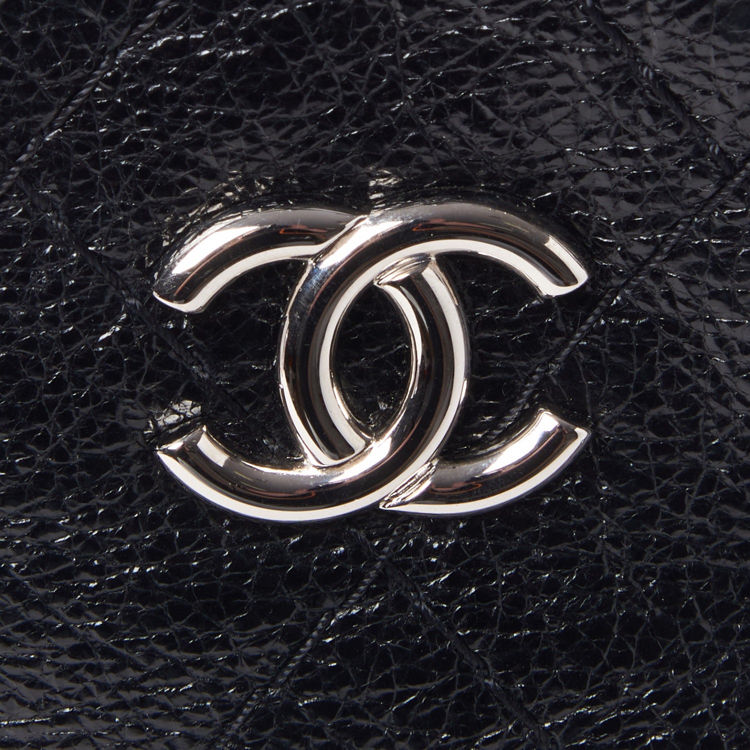 Chanel Glazed Calfskin Large On The Road Tote Black 8 of 10