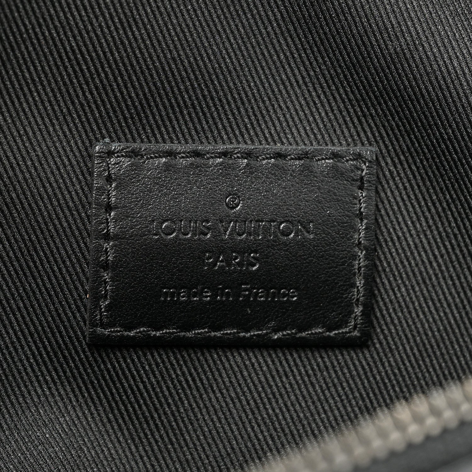 Louis Vuitton Monogram Eclipse Discovery Bumbag 6 of 8