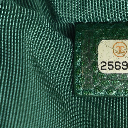 Chanel Metallic Caviar Quilted Medium Cosmetic Case Green 7 of 9