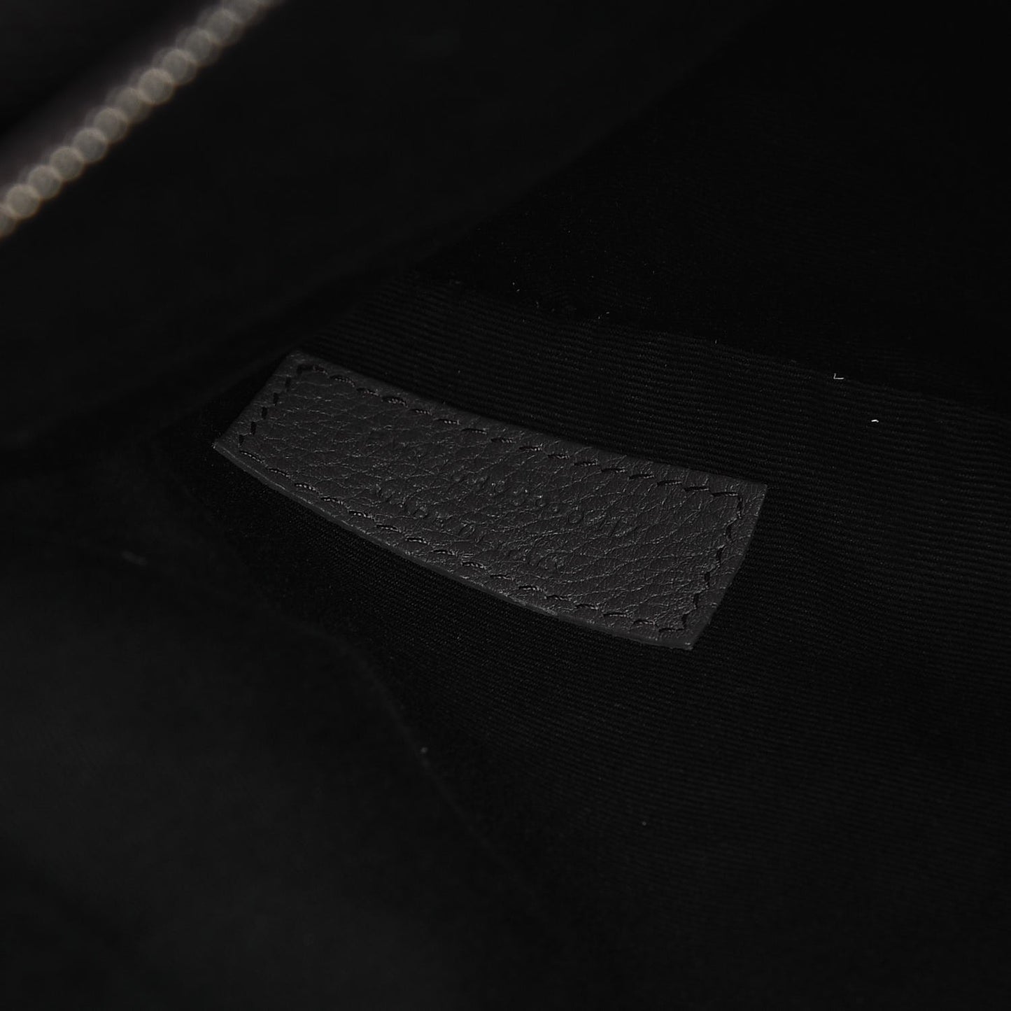 Grained Calfskin Medium Supple Sac De Jour Kaki Militaire