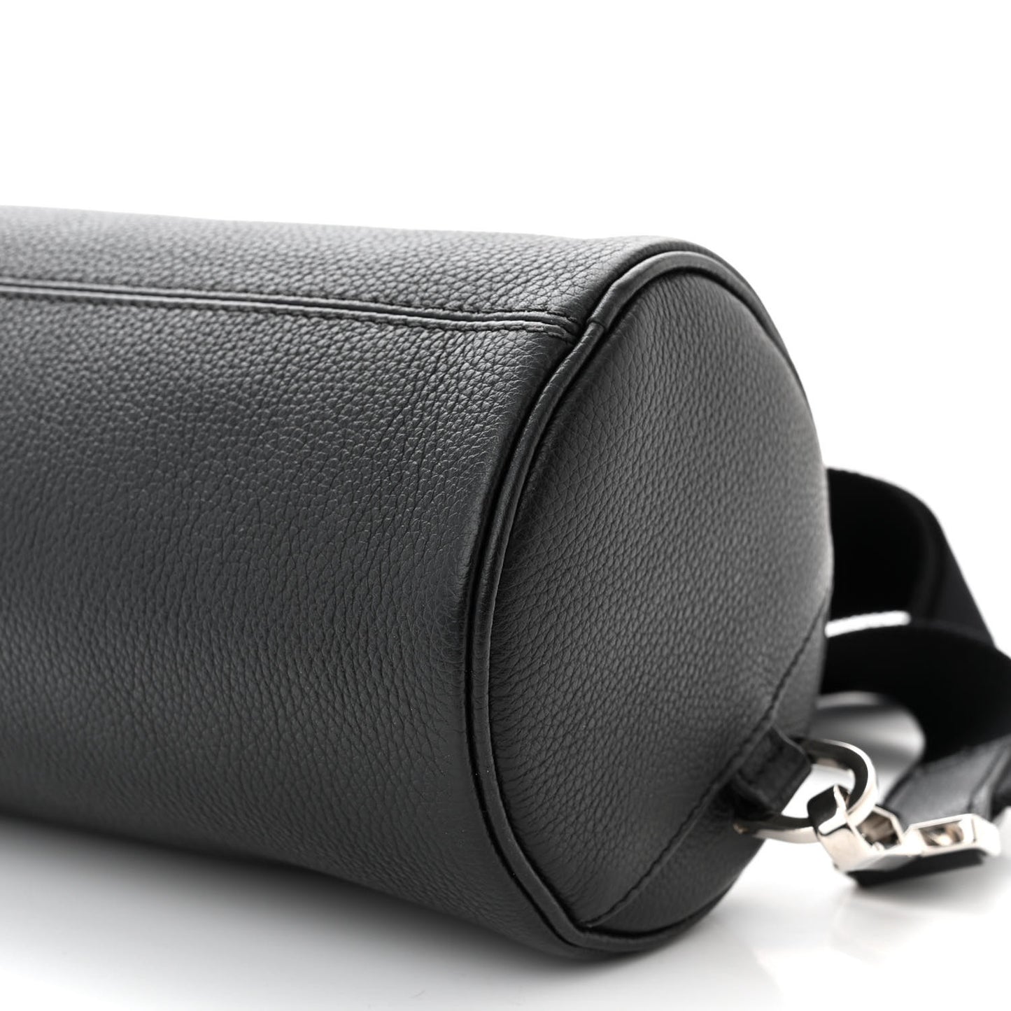 HOMME Grained Calfskin Mens Roller Pouch Black