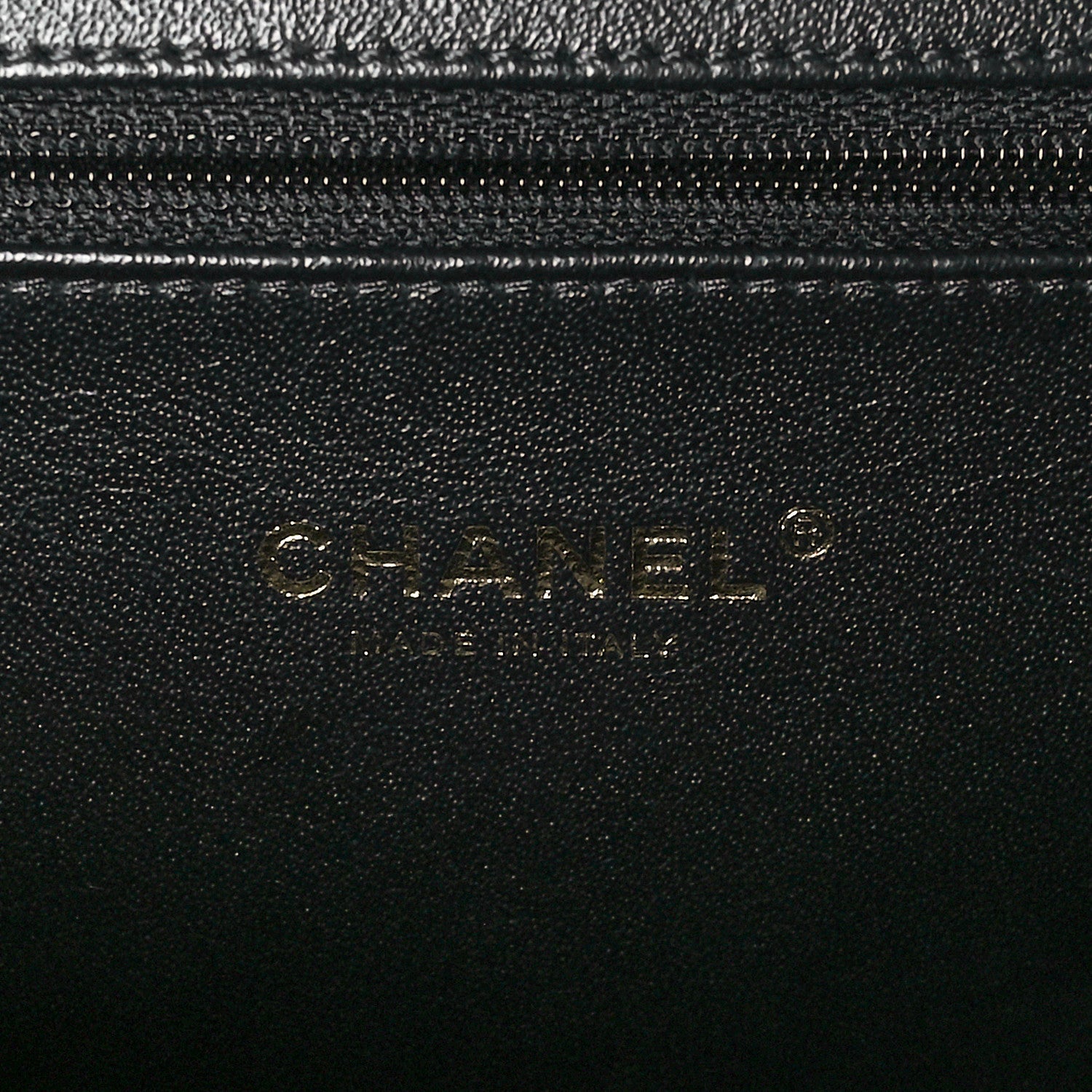 Chanel Caviar Quilted Medium CC Filigree Vanity Case Black 5 of 10