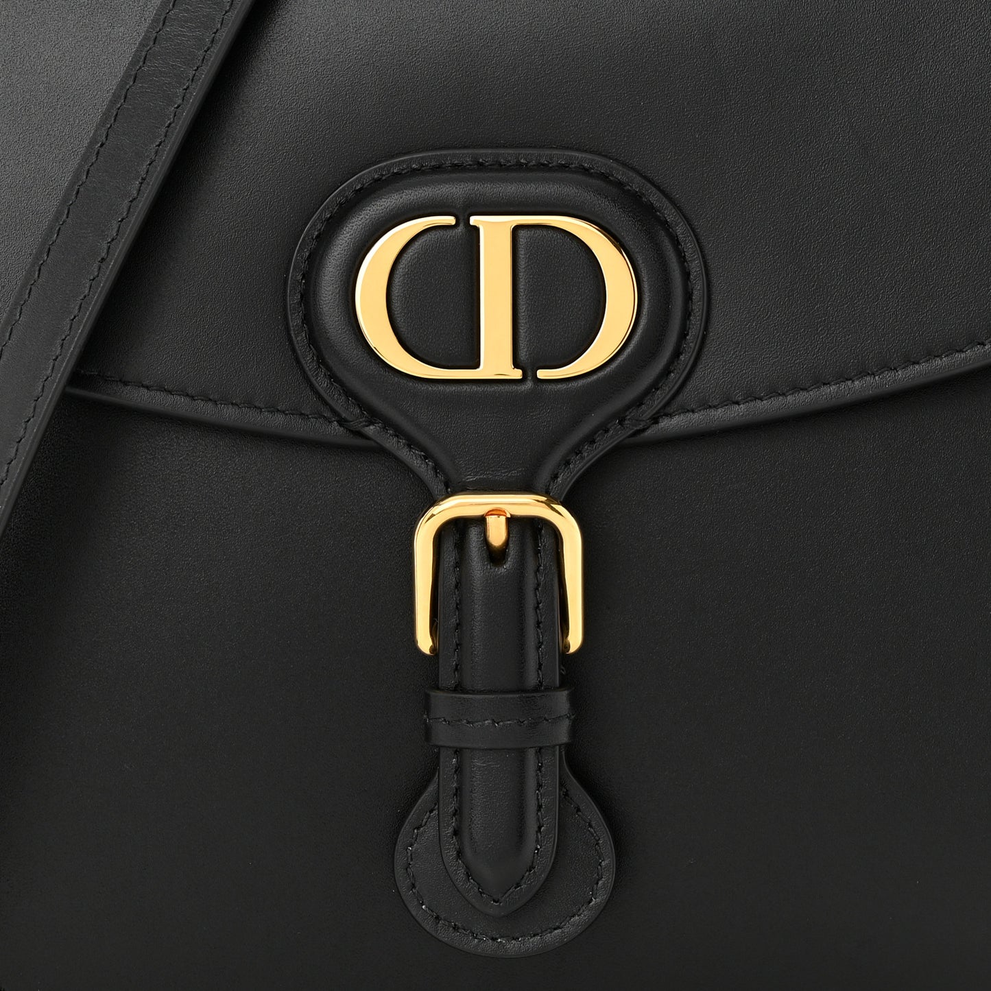 Box Calfskin Medium Bobby Frame Flap Black