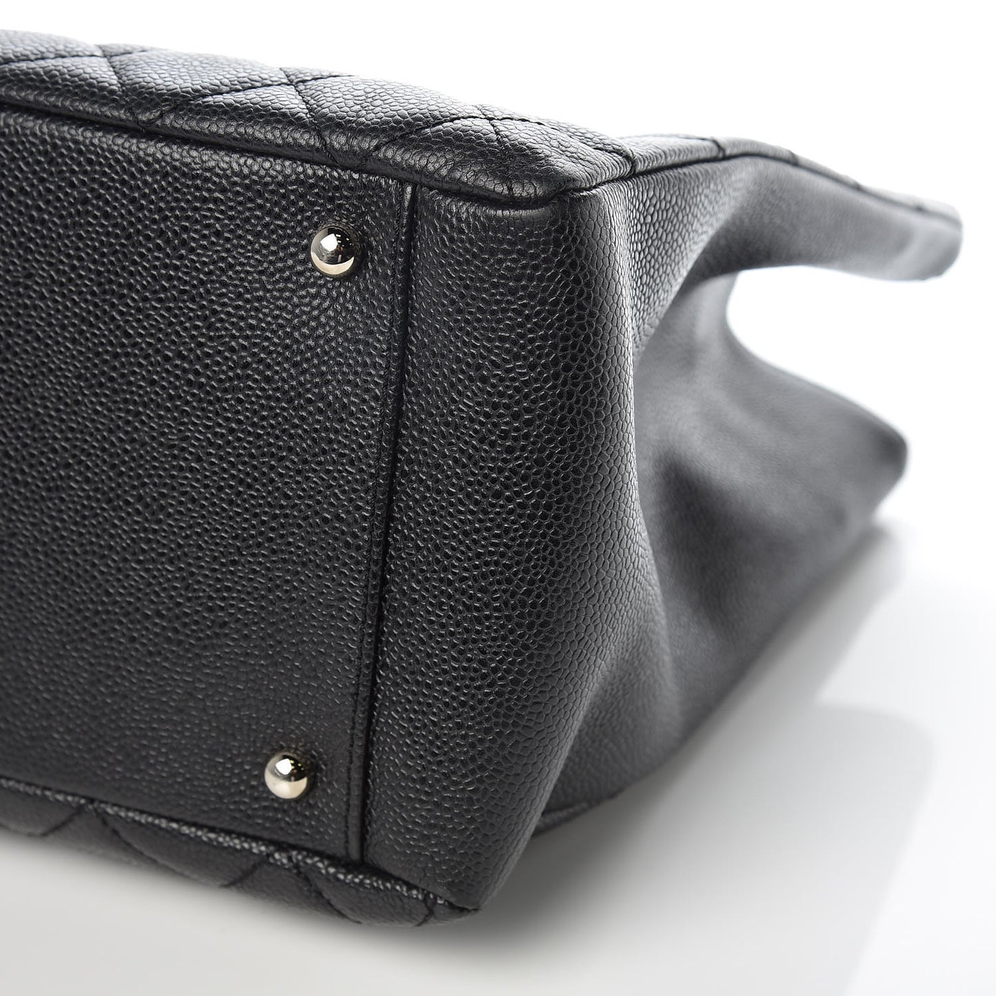 Caviar Quilted XL Grand Shopping Tote GST Black