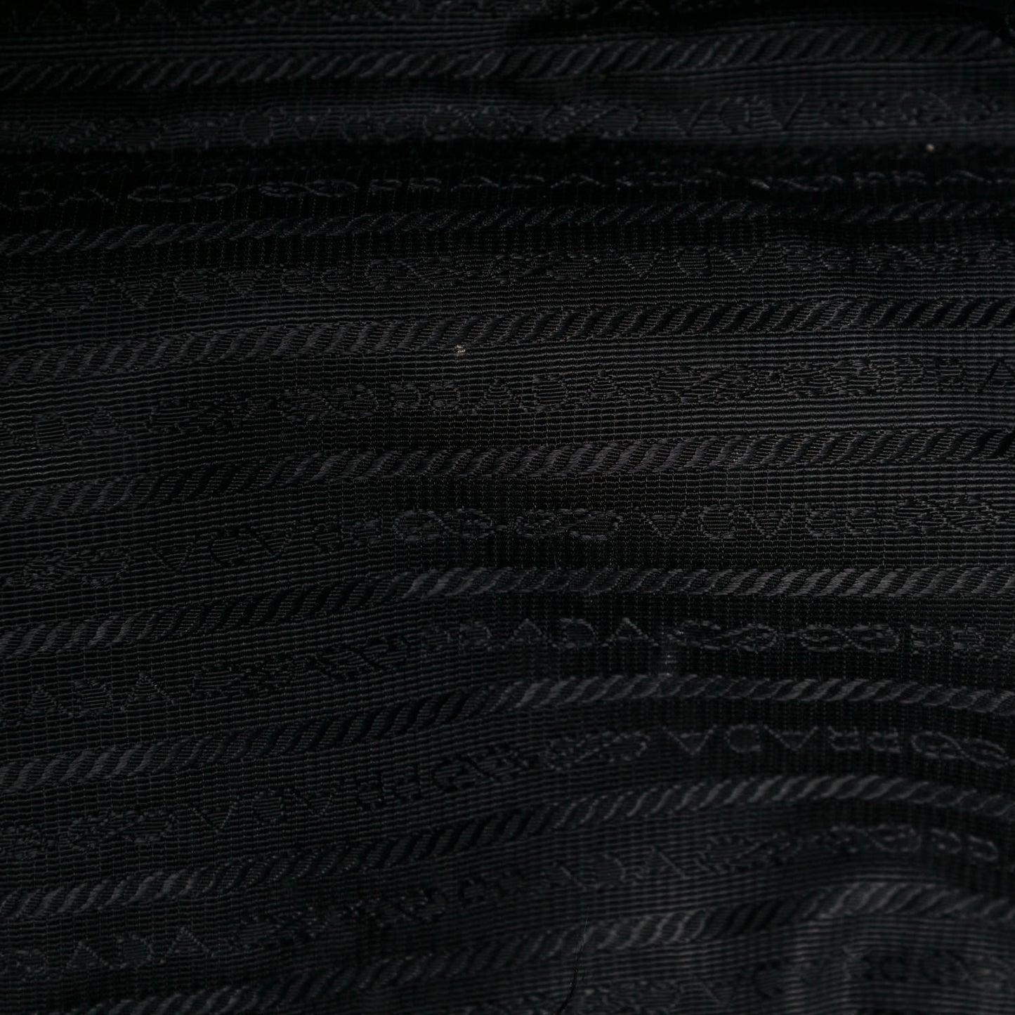 Saffiano Medium Galleria Double Zip Tote Black