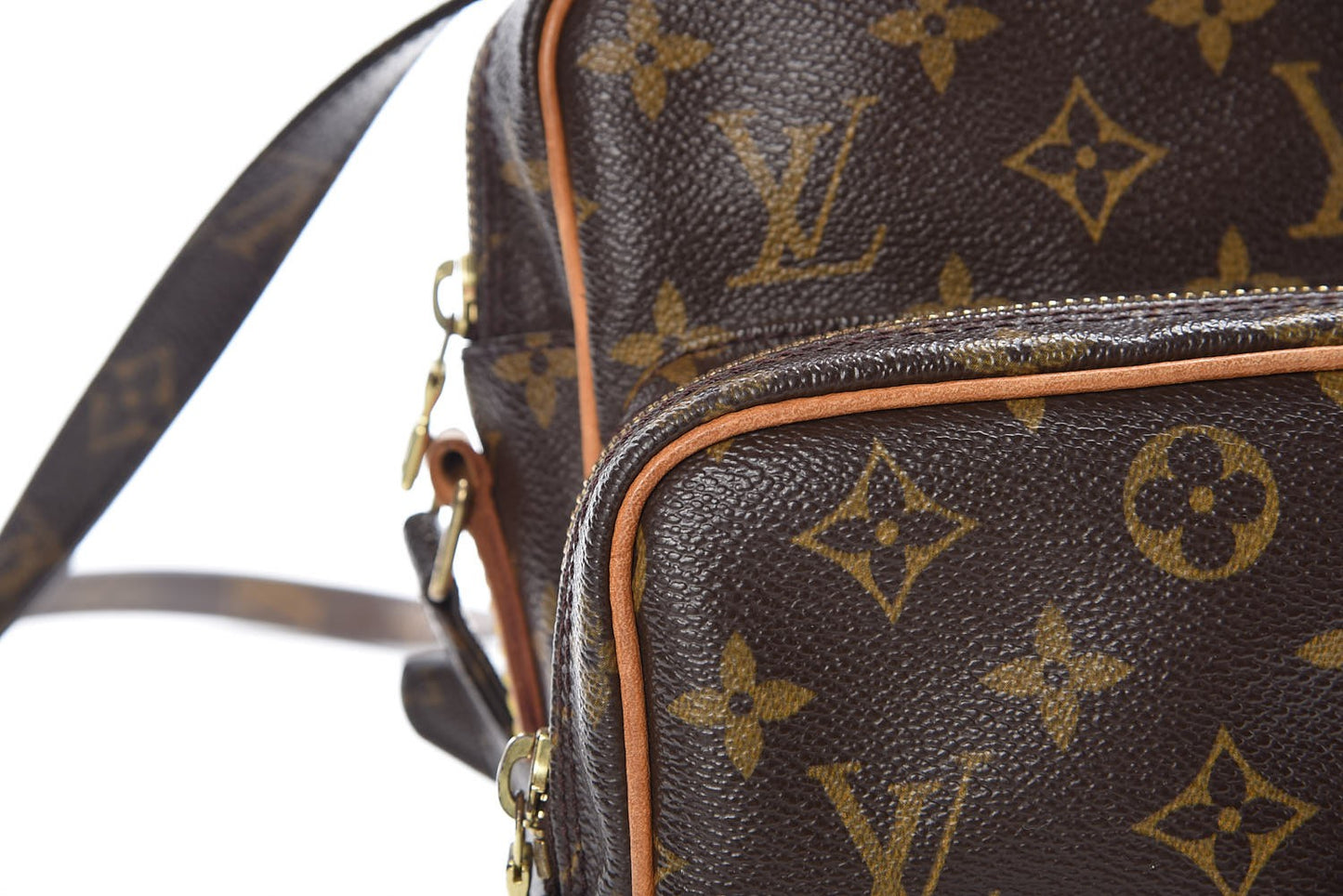 Monogram Amazone