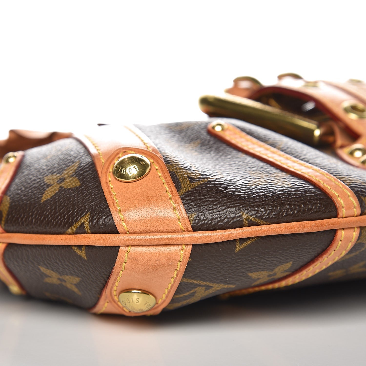 Louis Vuitton Monogram Leonor 9 of 23
