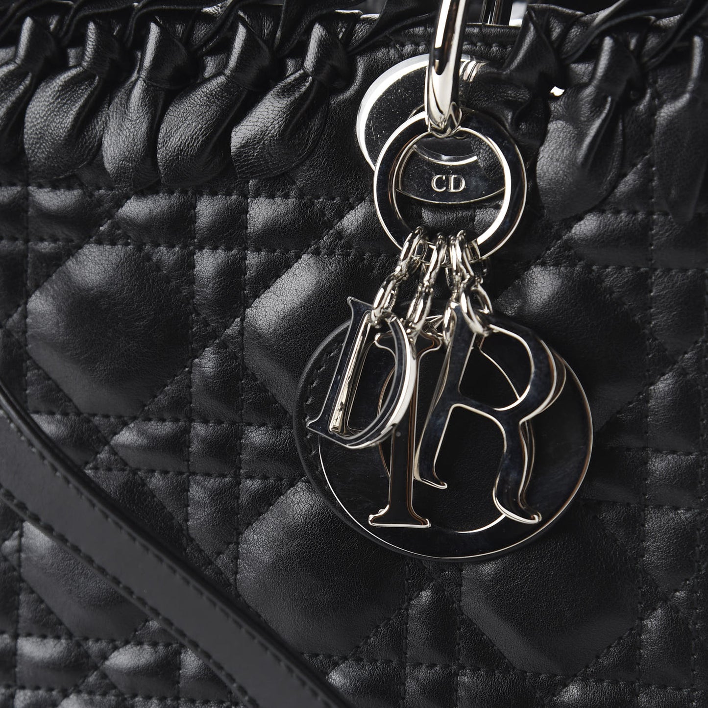 Lambskin Cannage Bow Medium Lady Dior Black