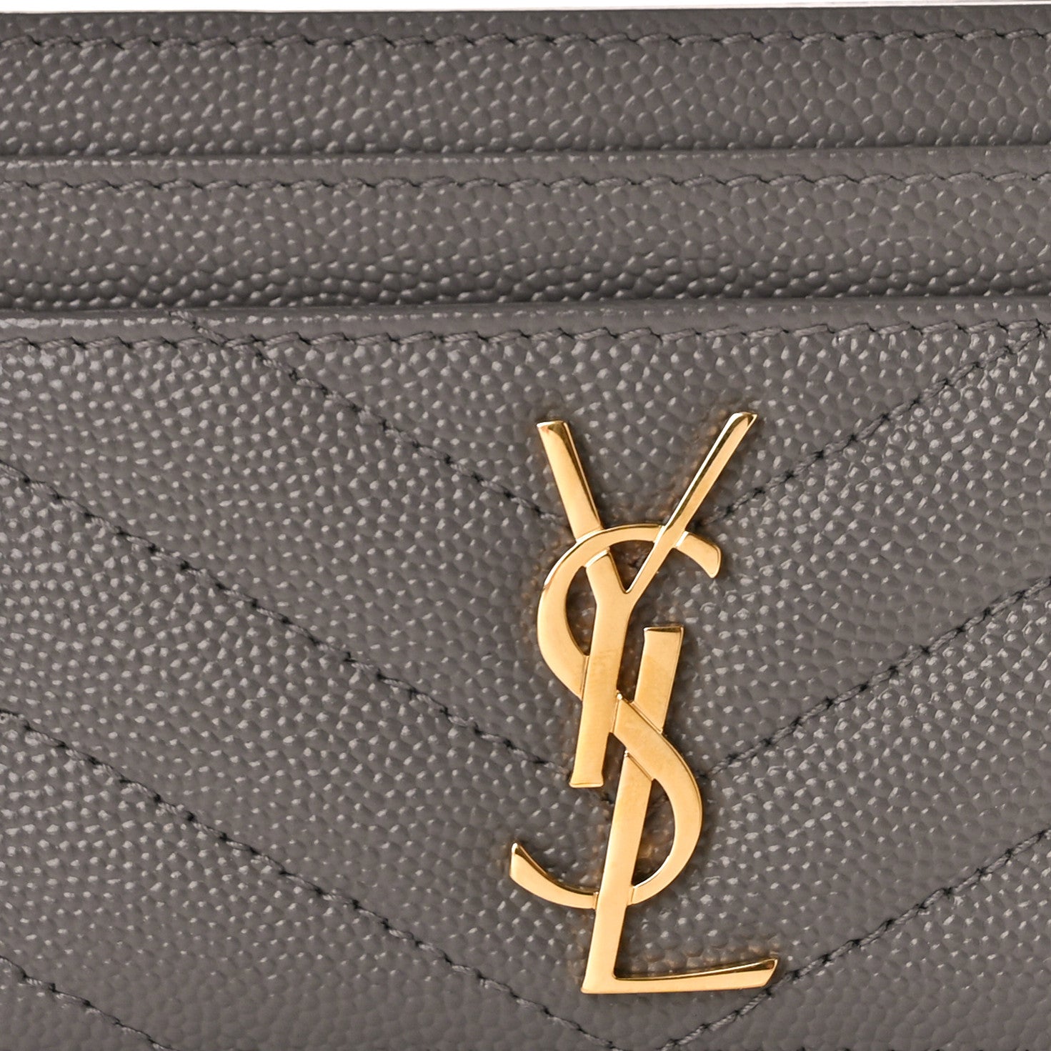 Saint Laurent Grain De Poudre Matelasse Chevron Monogram Credit Card Case Fog 7 of 8