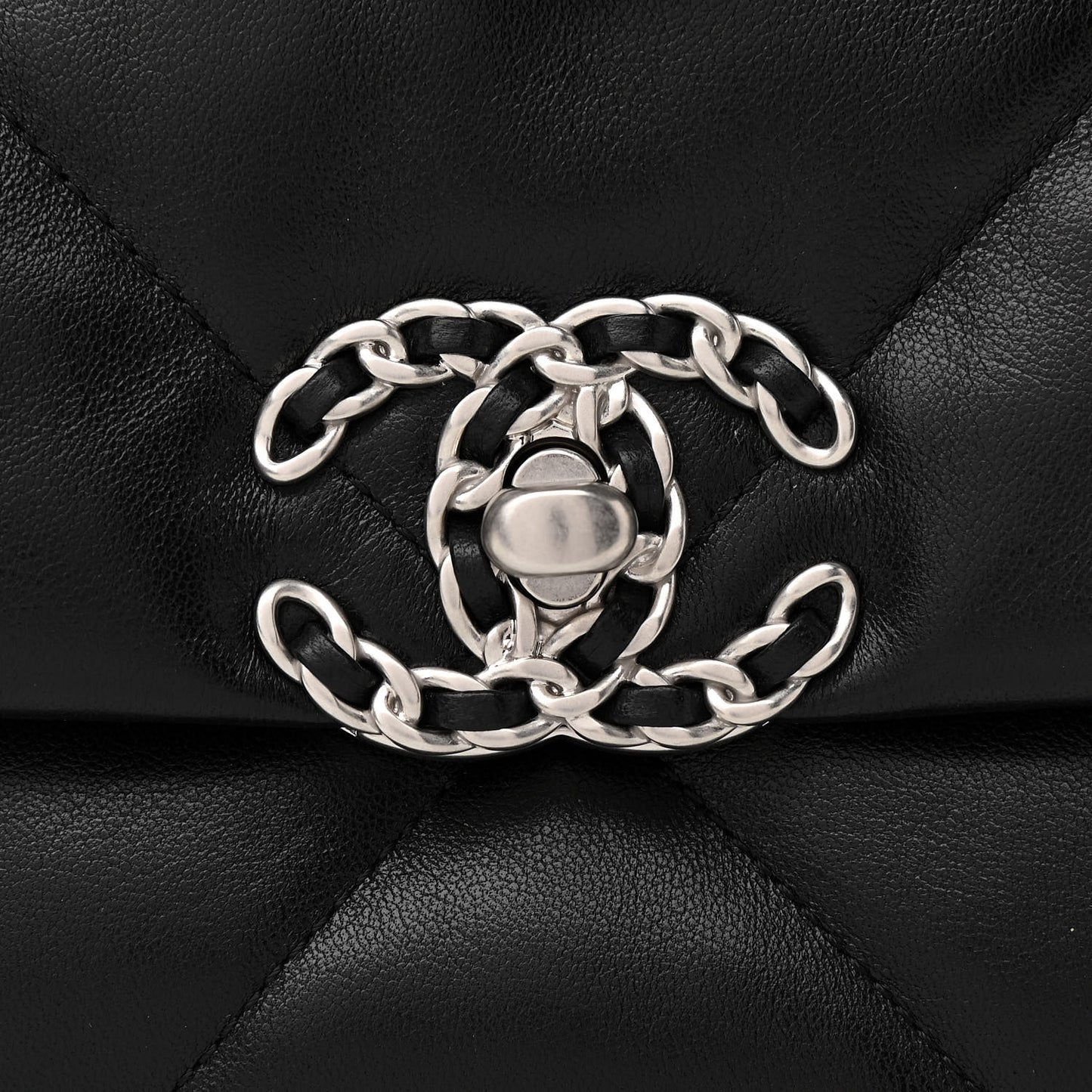 Lambskin Quilted Medium Chanel 19 Flap Black