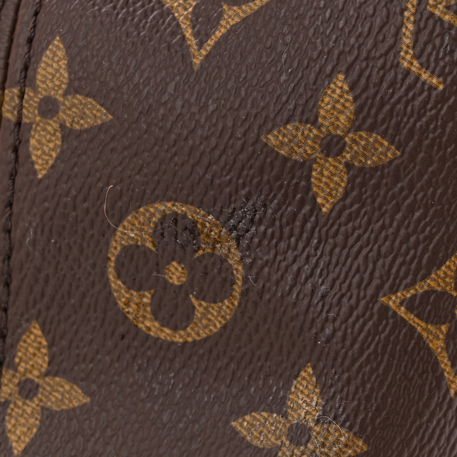 Louis Vuitton Monogram Artsy MM 11 of 11