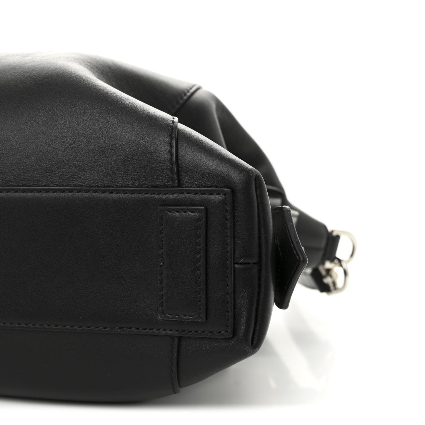 Smooth Calfskin Small Soft Antigona Black