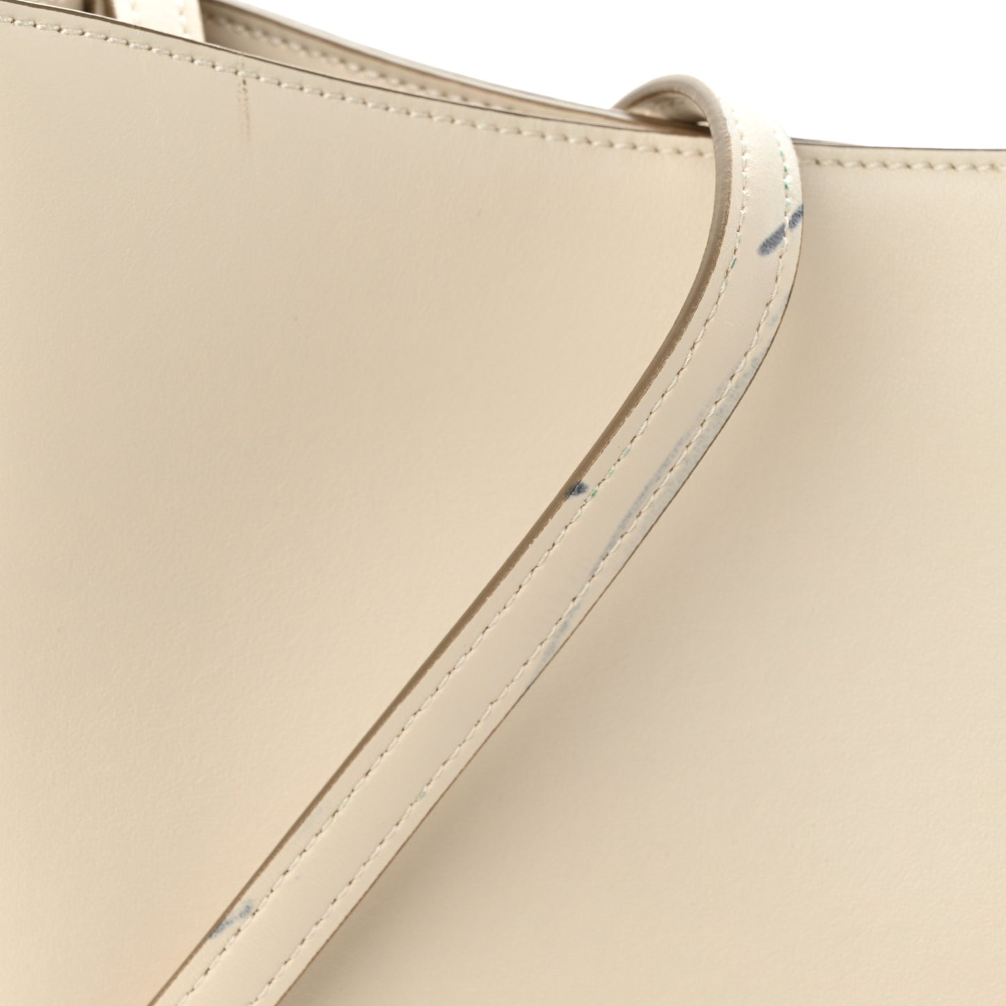 Eco Alter Nappa Medium Frayme Shoulder Bag Pure White