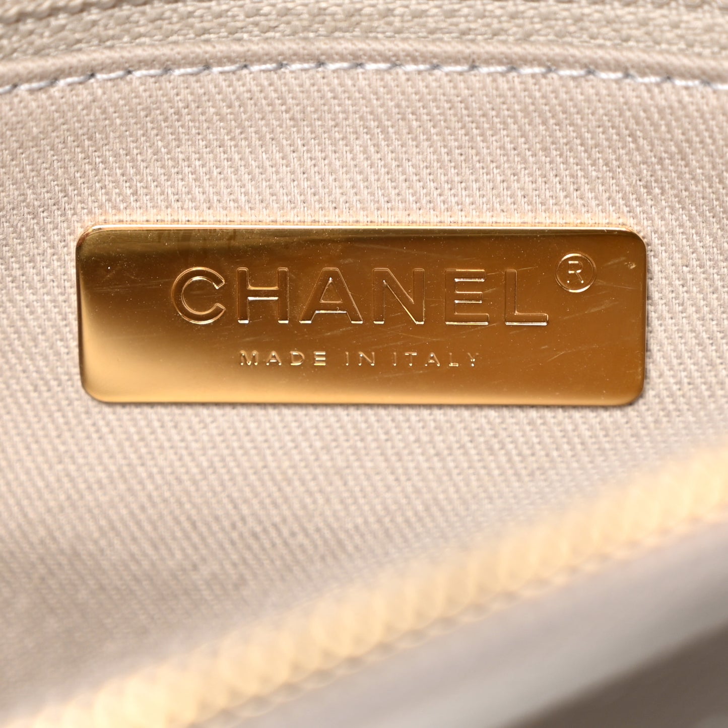 Grained Calfskin Small Stitched Flap Grey