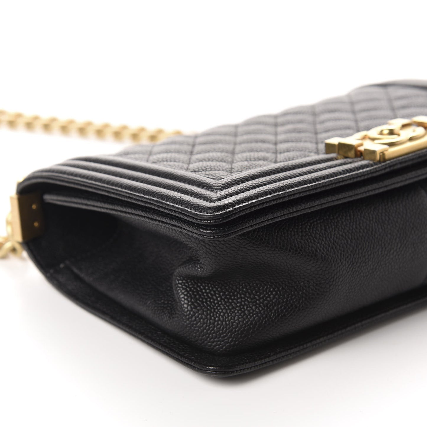 Caviar Quilted Medium Boy Flap Black