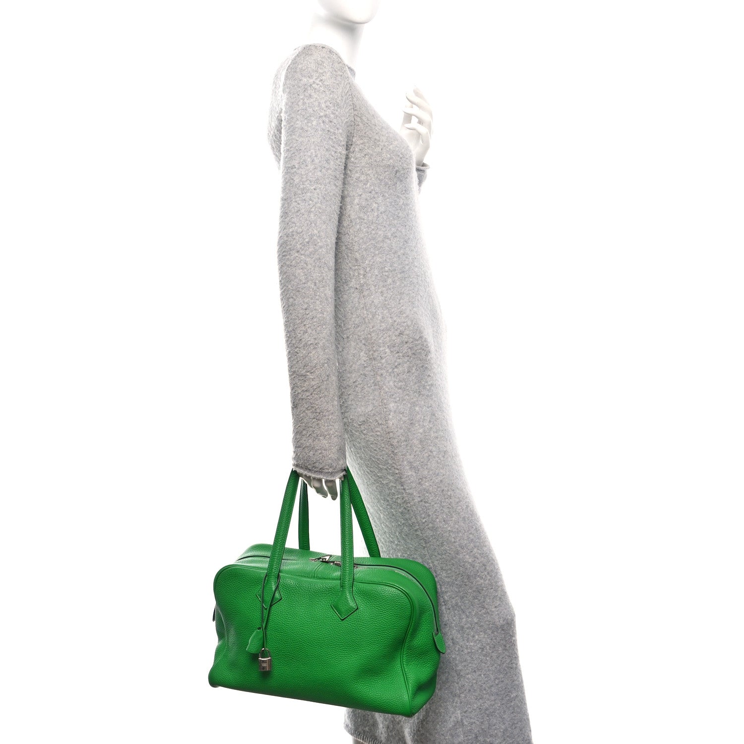 Hermes Taurillon Clemence Victoria II 35 Bambou 2 of 11