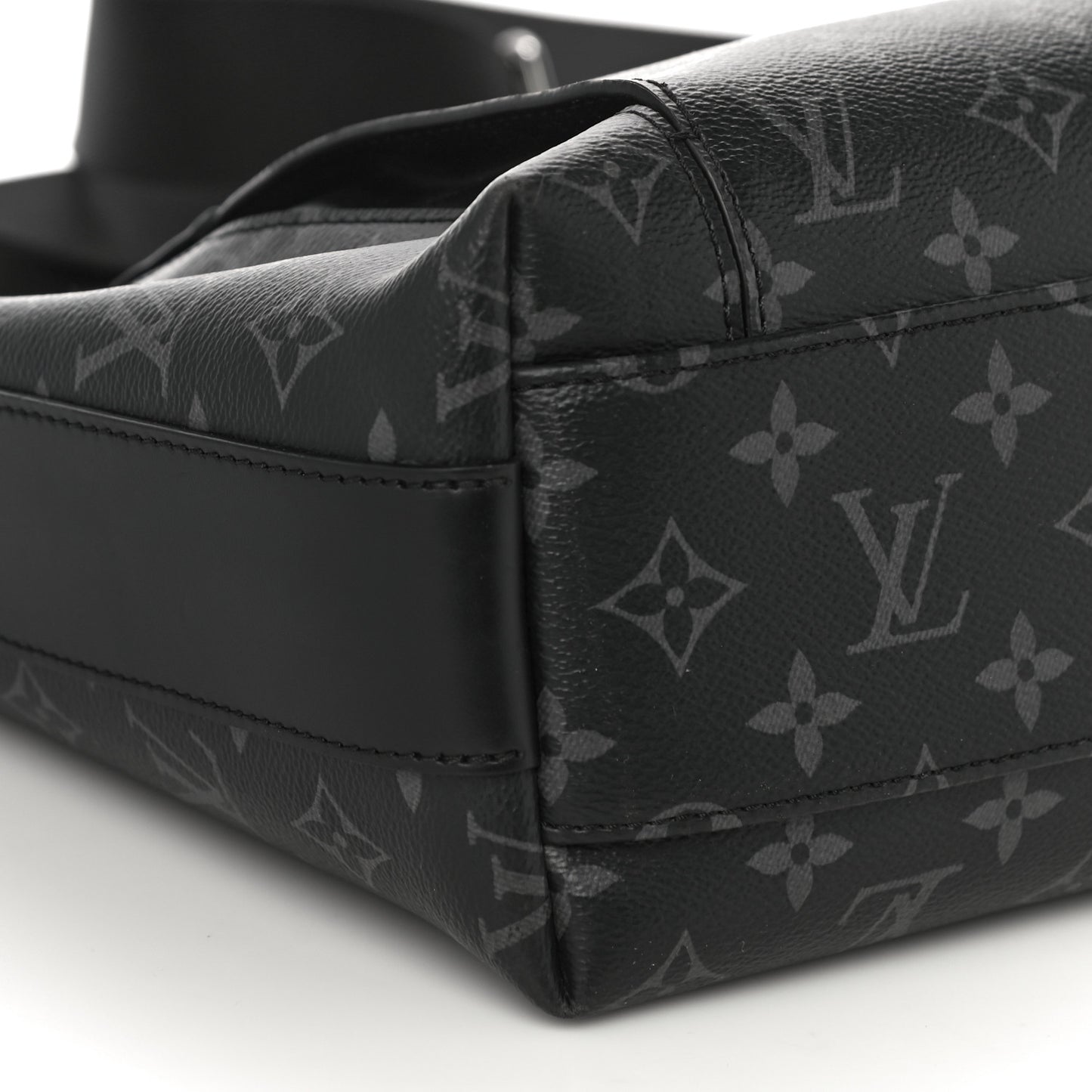Monogram Eclipse Odyssey Messenger MM