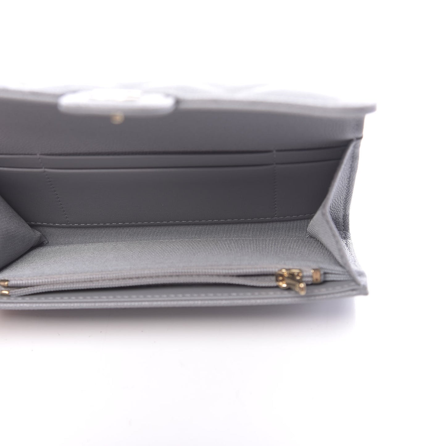 Caviar Quilted Medium Flap Wallet Grey