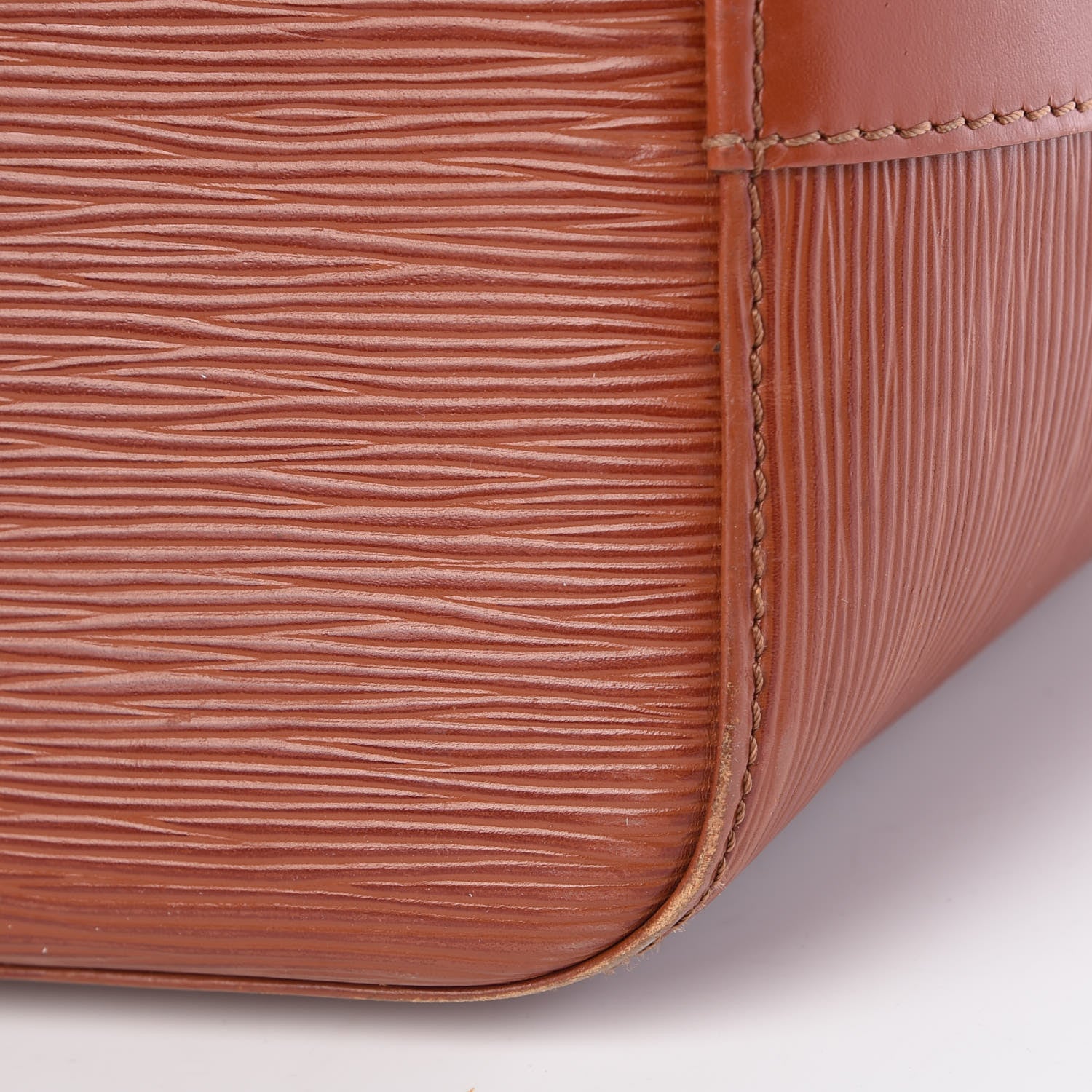 Louis Vuitton Epi Petit Noe Fawn 19 of 19