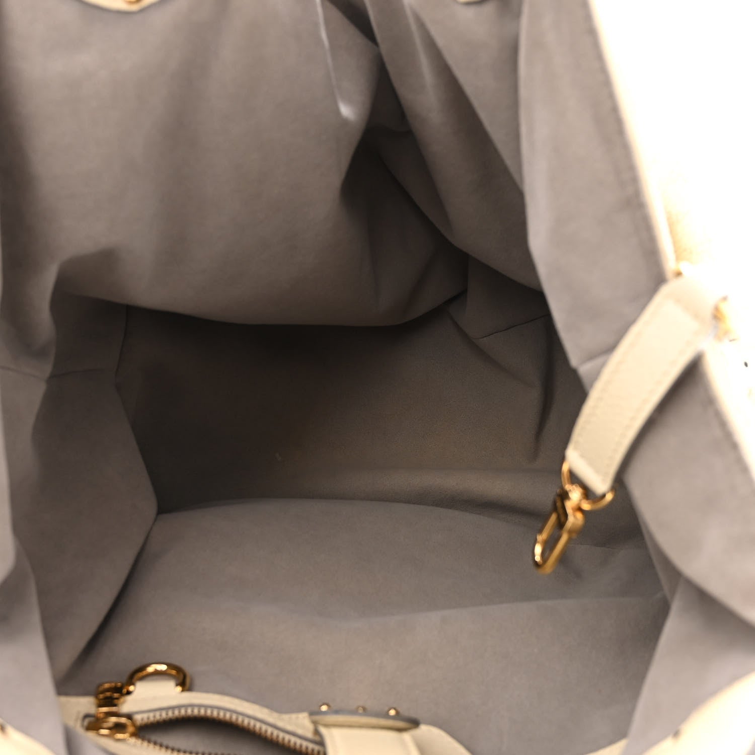 Louis Vuitton Mahina XL Sable 5 of 13