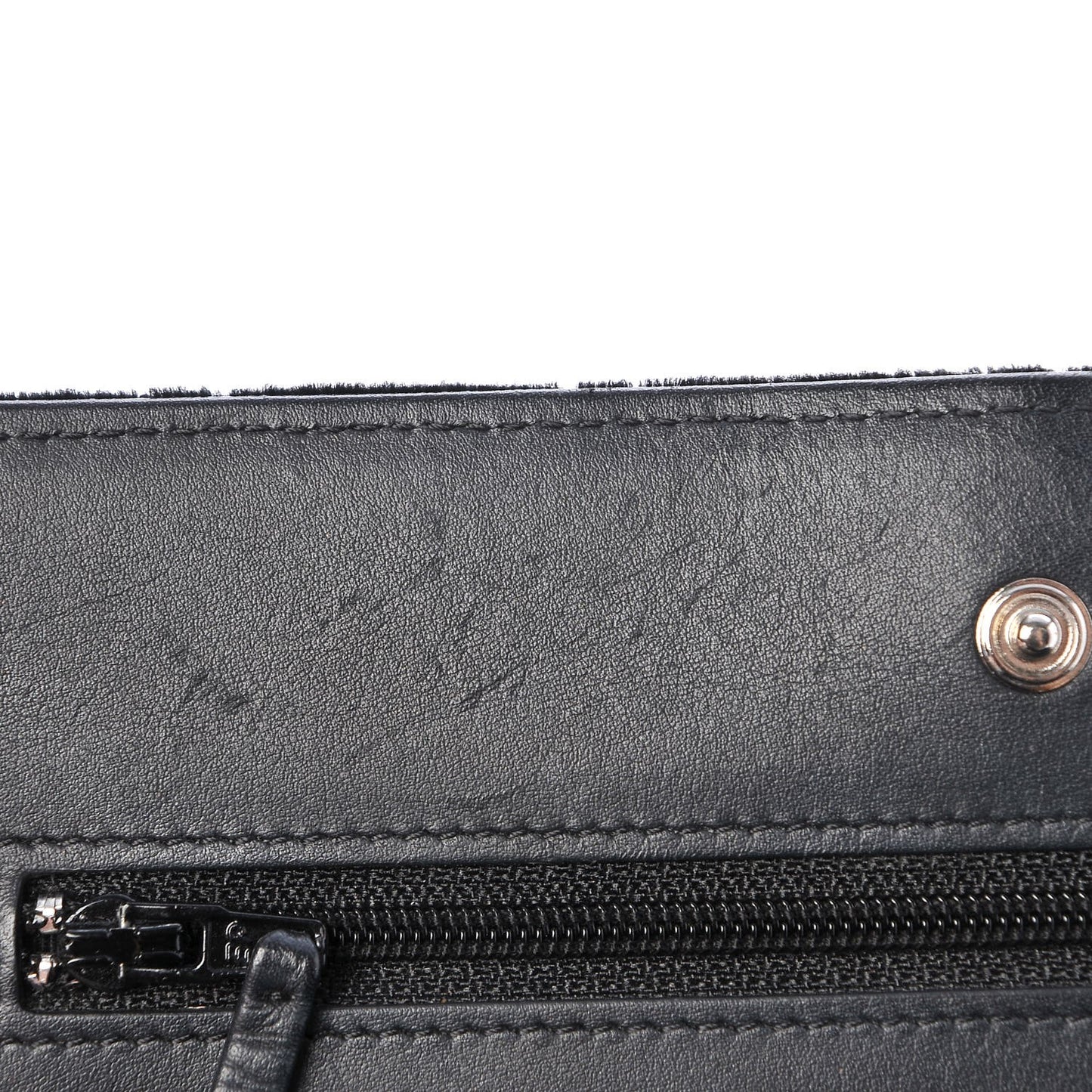 Velvet Quilted Wallet On Chain WOC Black
