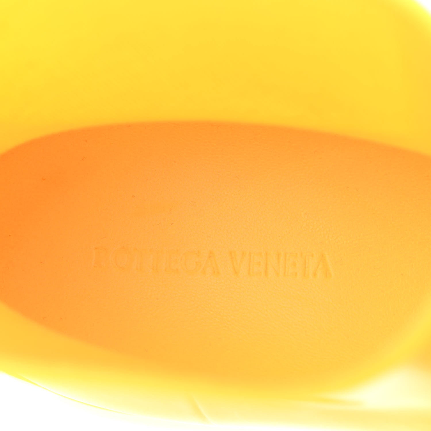 Bottega Veneta Rubber Puddle Ankle Boots 38 Egg Yolk 6 of 9