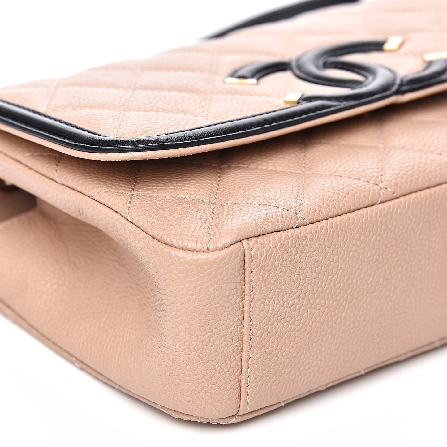 Caviar Quilted Small CC Filigree Flap Beige Black
