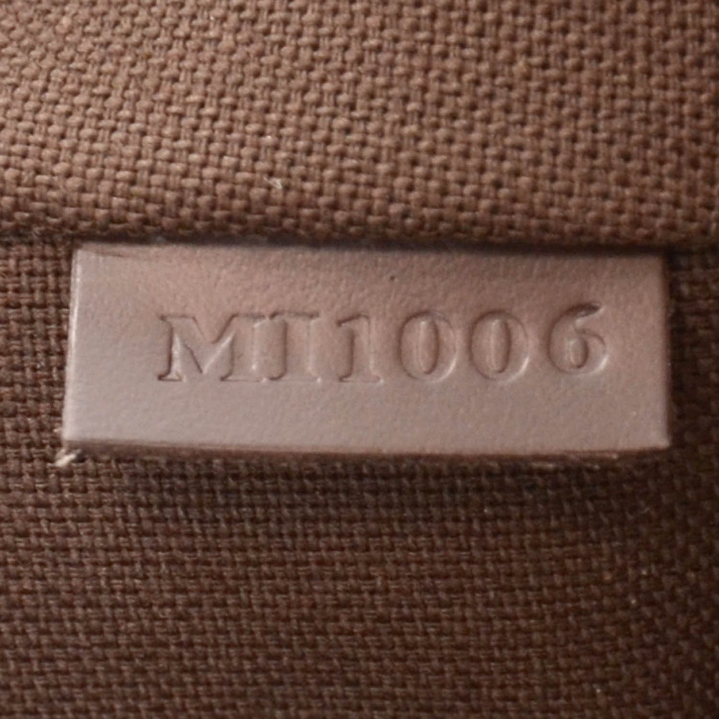 Damier Ebene Reporter Melville