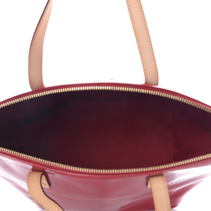 Louis Vuitton Vernis Bellevue PM Pomme D'Amour 5 of 9