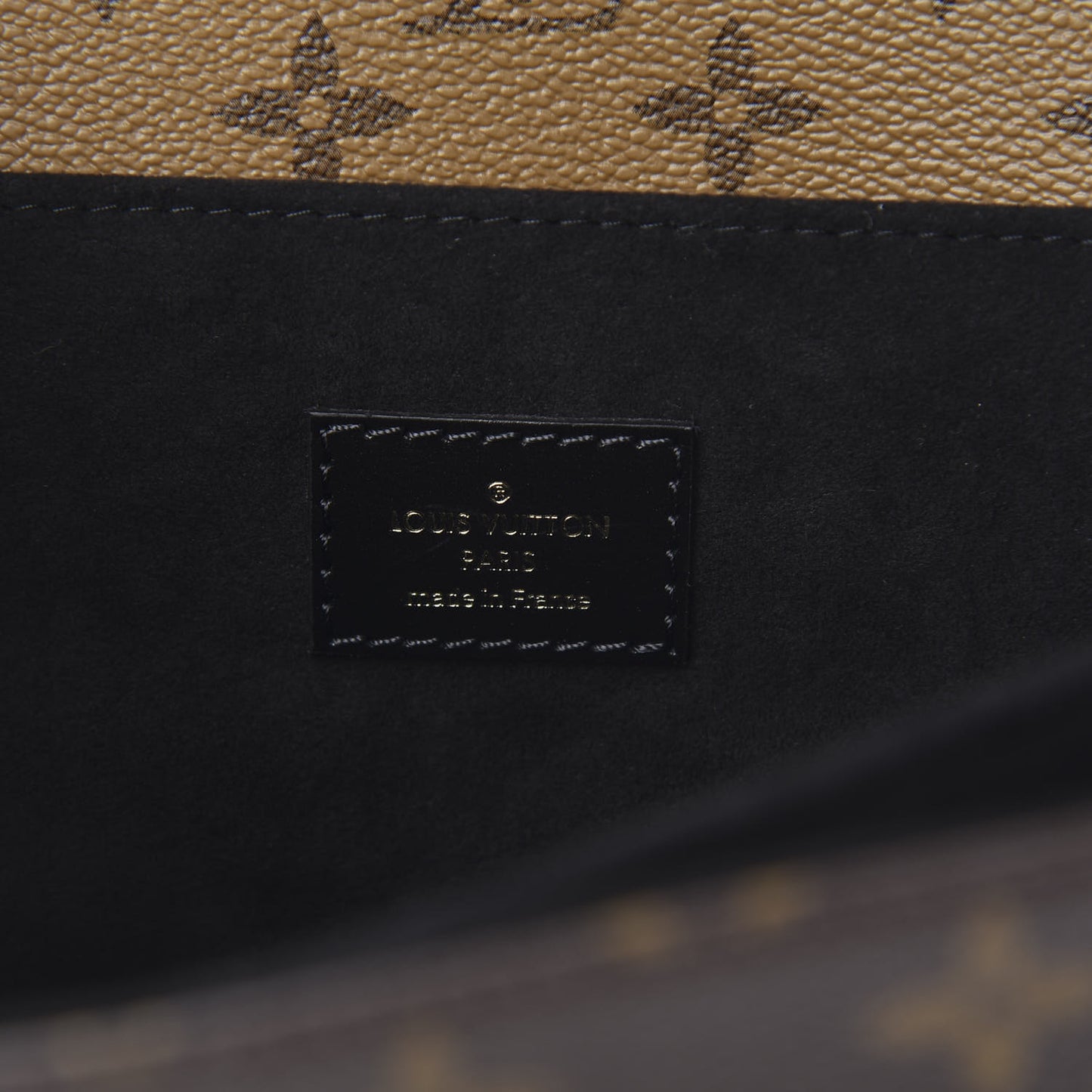 Reverse Monogram Pochette Metis
