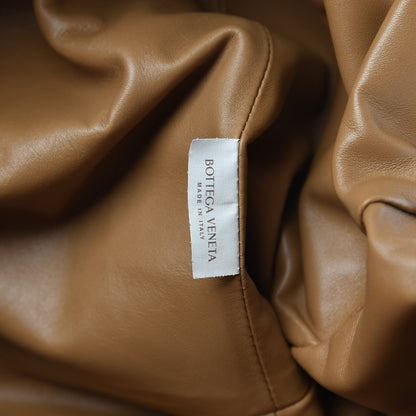Bottega Veneta Smooth Butter Calf The Pouch Oversized Clutch Cammello 8 of 11