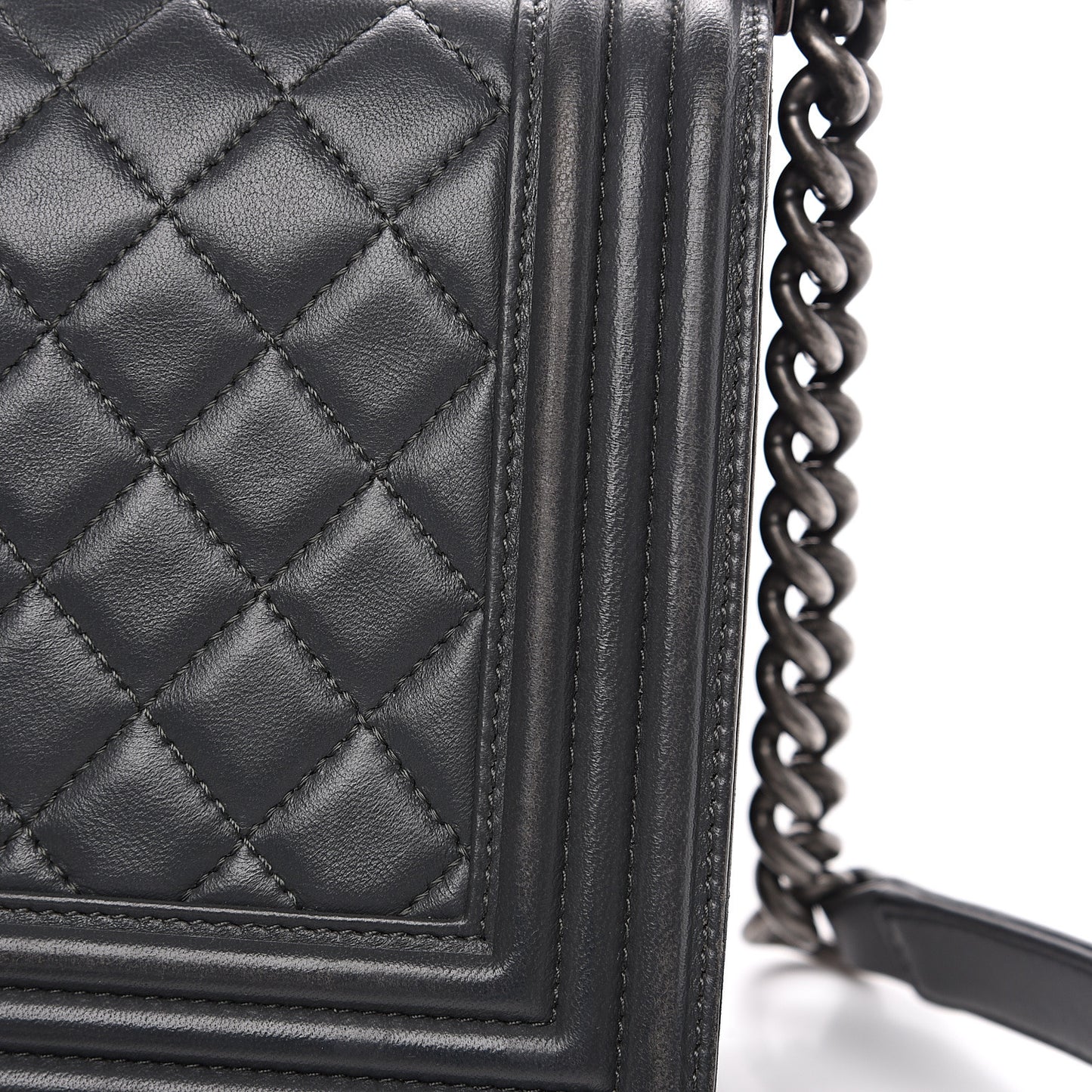 Lambskin Quilted New Medium Boy Flap Grey