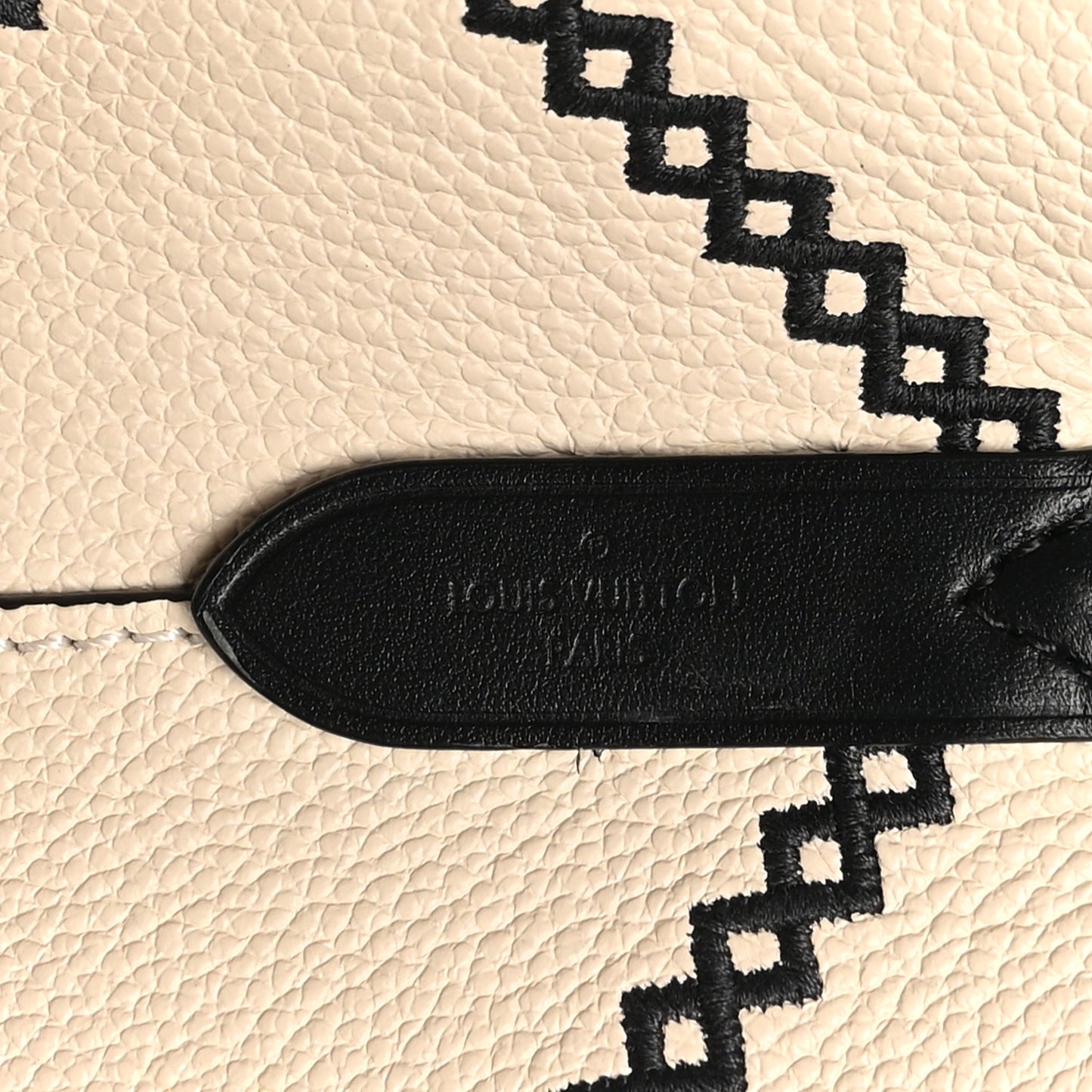 Empreinte Monogram Giant Broderies Neonoe MM Cream Black