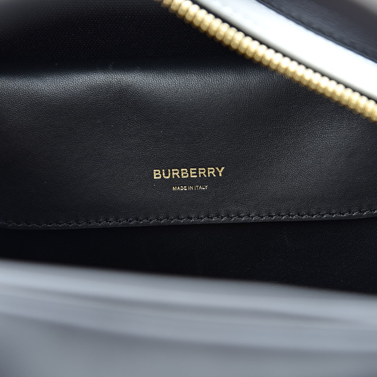 Burberry Smooth Calfskin Stripe Intarsia Bag Black 6 of 10