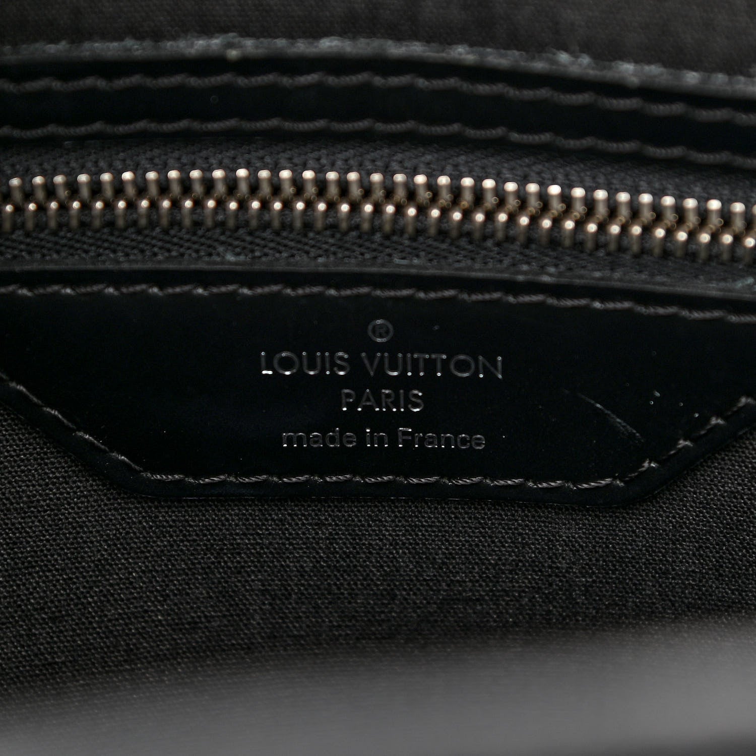 Louis Vuitton Epi Brea MM Black 6 of 9
