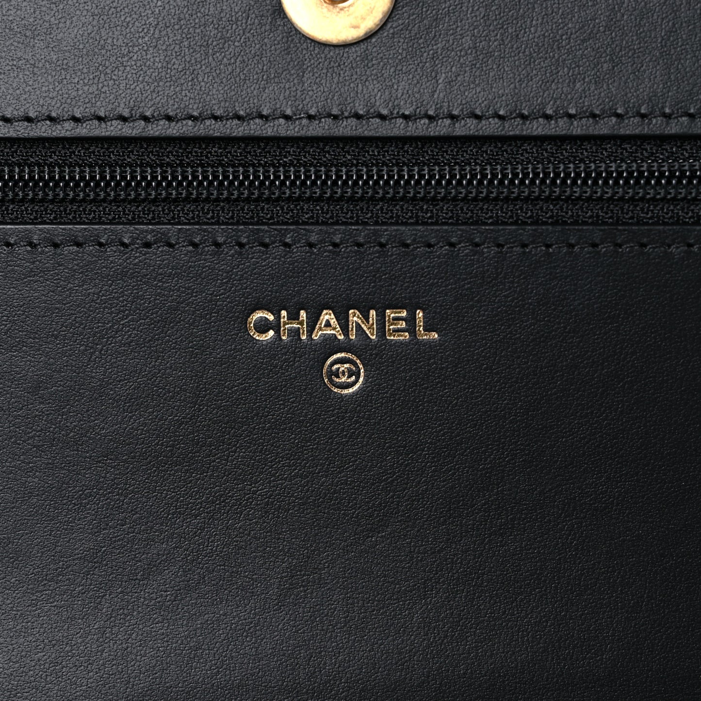 Caviar Quilted Boy Wallet On Chain WOC Black